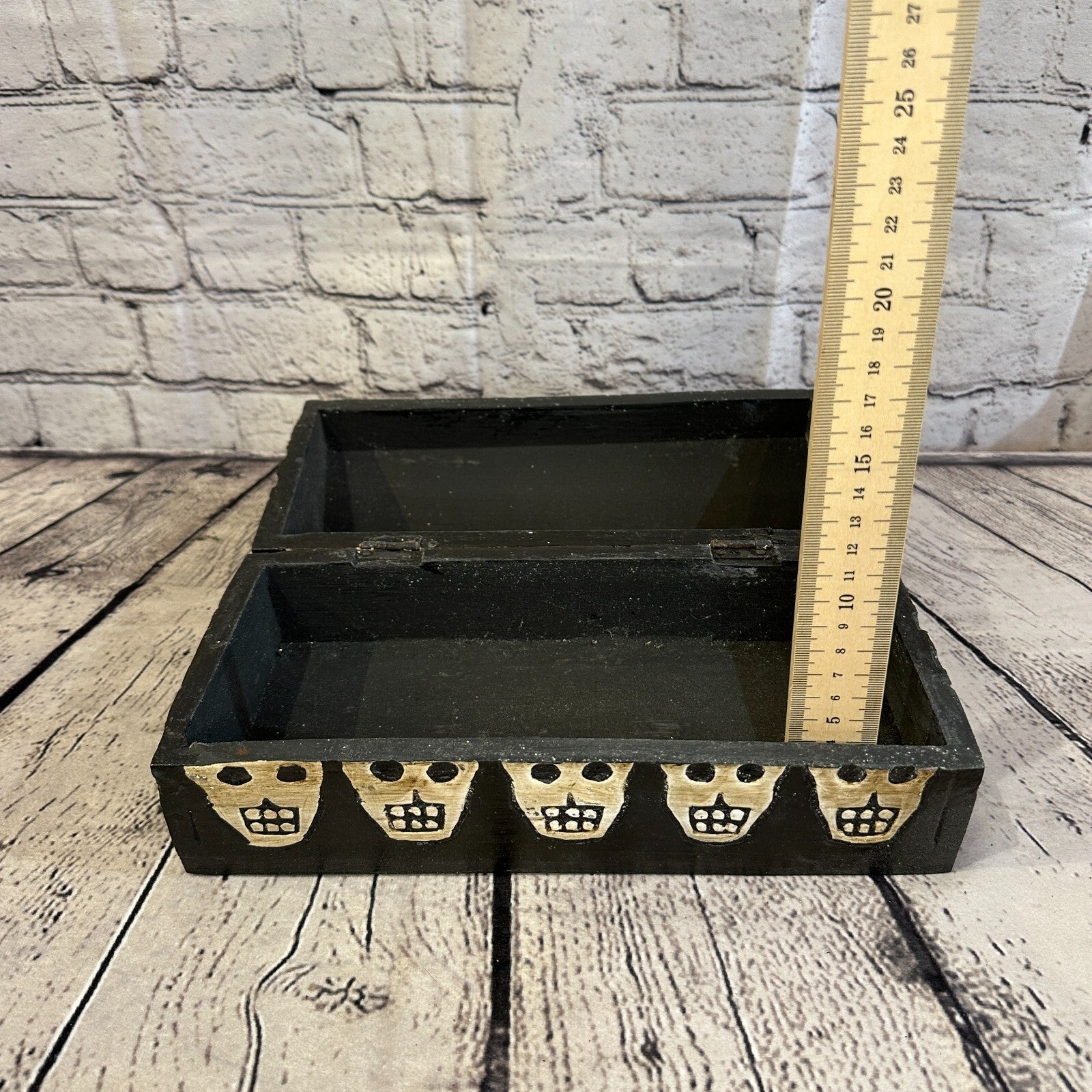 26cm x 12cm x 12cm Trunk Wooden Gothic Skeleton Skull Coffin Jewellery Box12