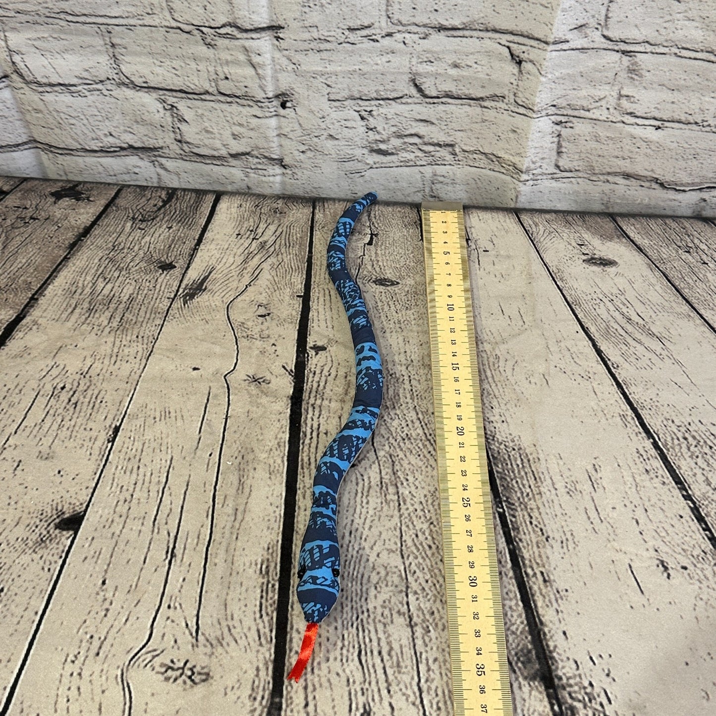 Colourful Sand Animal Lizard Toy Party Stocking Filler Stress Relief Fidget 30cm2