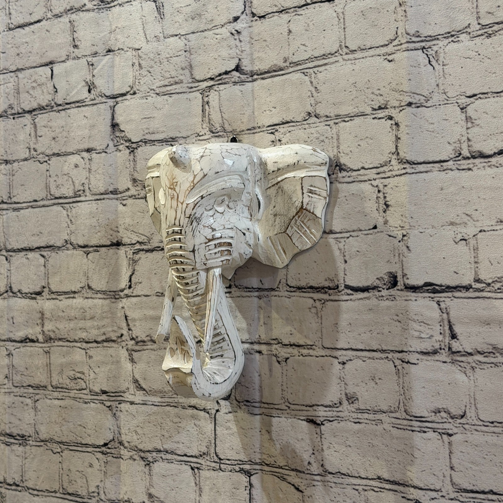 25cm x 25cm Plain White Painted Wood Elephant Head Wall Mounted Art Shabby1