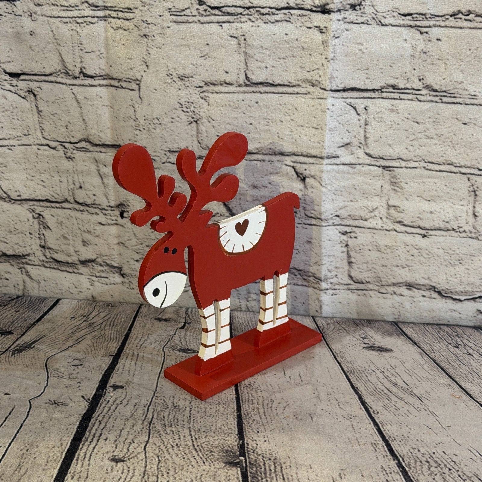 25cm x 20cm Red Heart Handcrafted Wood Reindeer Xmas Christmas Ornament Antlers2