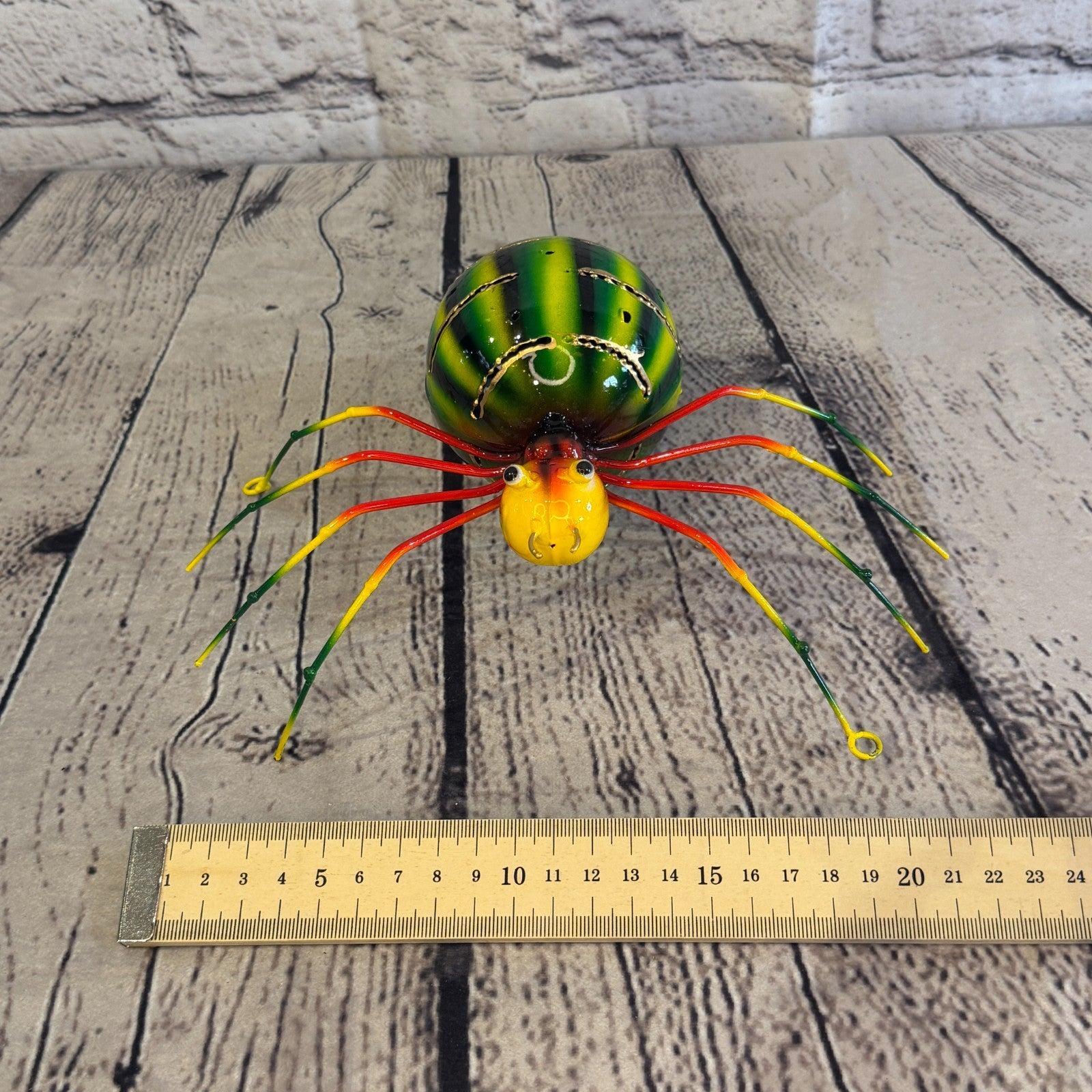 20cm x 15cm Small Colourful Green Spider Metal Tin Standing Ornament Statue6