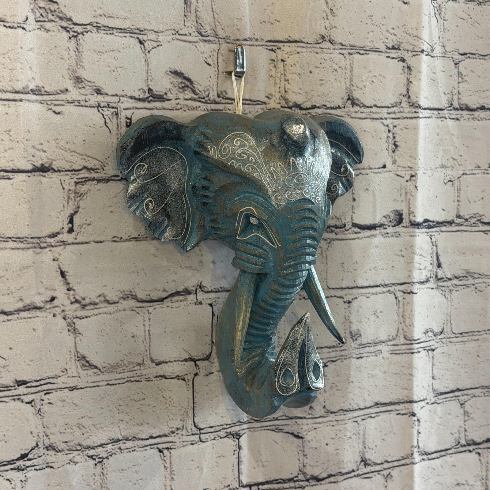 25cm x 25cm Silver Blue Painted Wood Elephant Head Wall Mounted Art Shabby0
