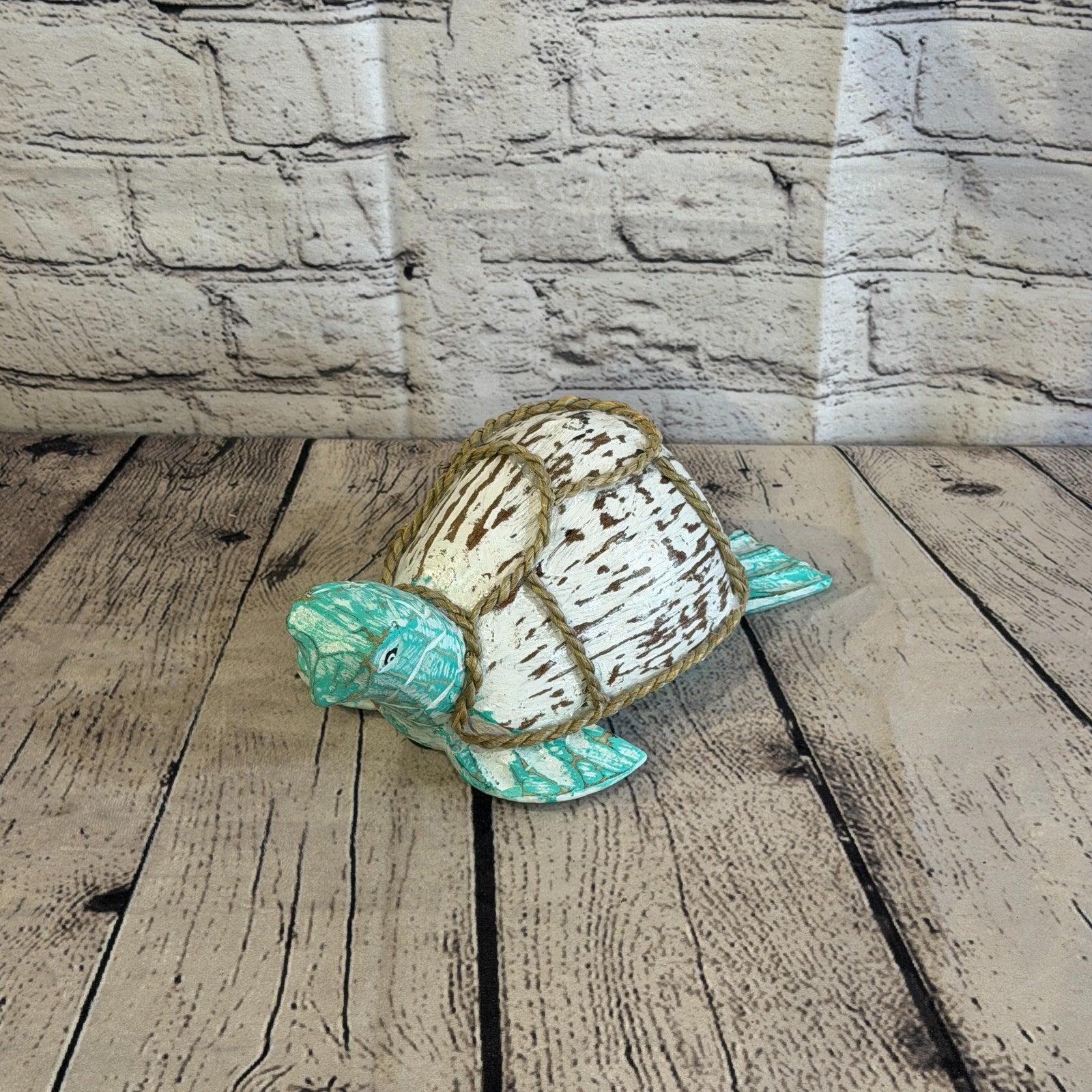 White Body Green Folk Art Painted Turtle Coconut Shell Ornaments Hanging Decor0