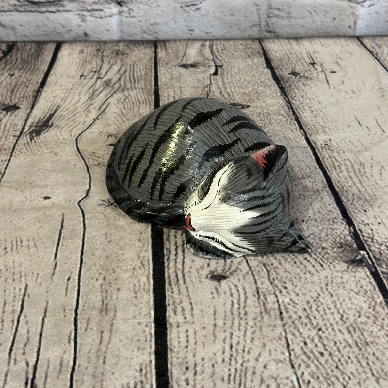 14cm Grey Style Painted Wooden Hand Carved Snoozing Cat Sleeping Cat Wooden1