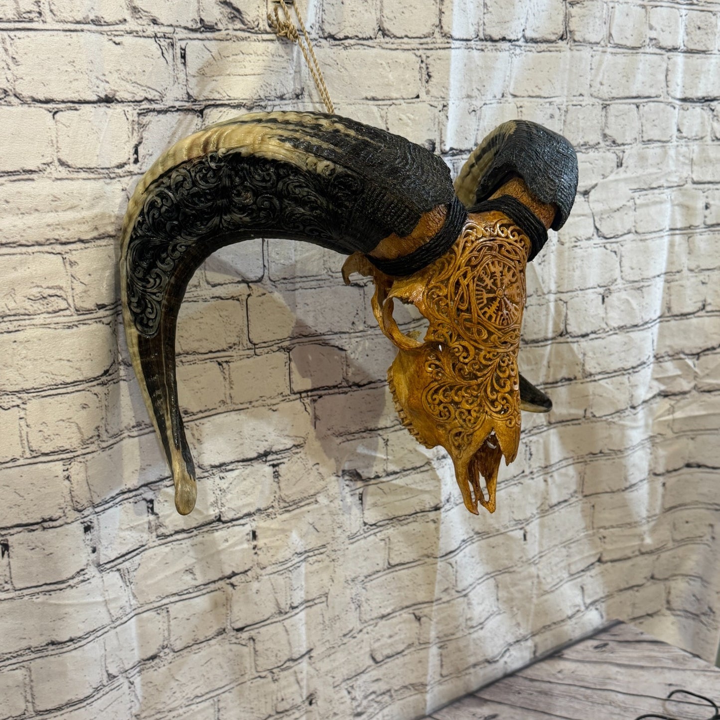 30cm Carved Buffalo Ram Wild Skulls Wall Hanging Carved With Stand Design 40