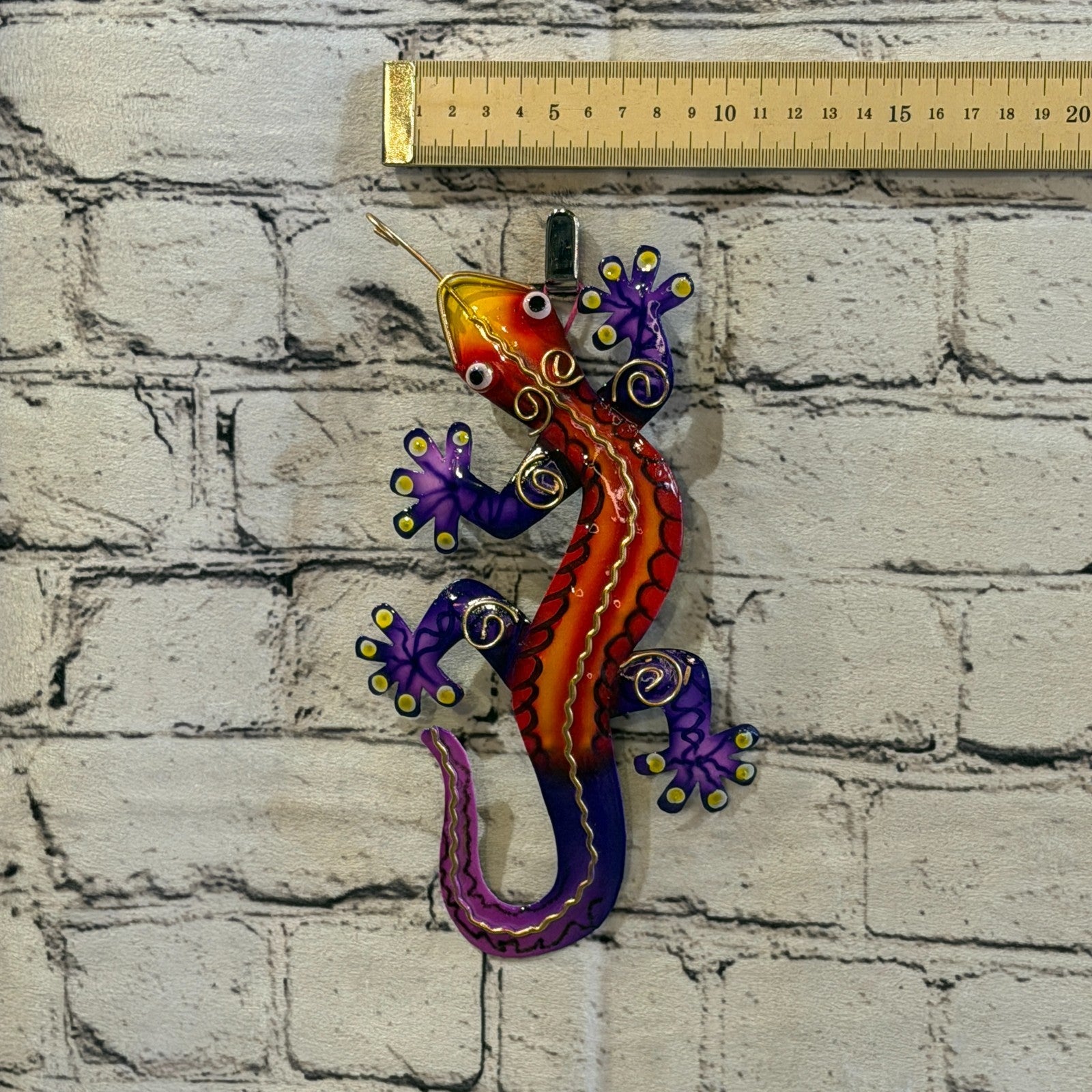 20cm x 10cm Purple Gecko Lizard Metal Tin Wall Hanging Ornament Painted Statue3