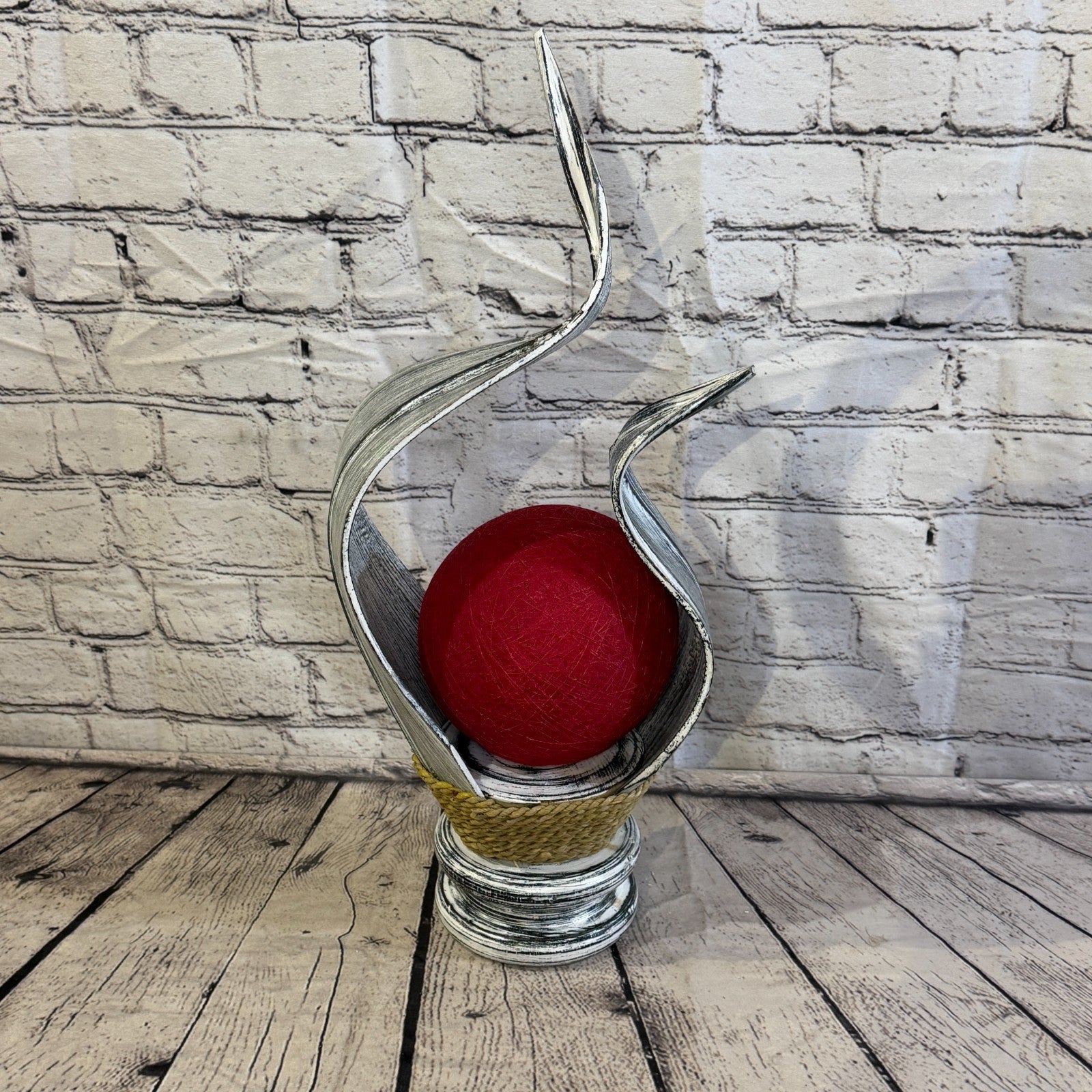 Red Light Silver Natural 50cm Tall Leaf Lamp Twist LED UK Mains Plug Design 103