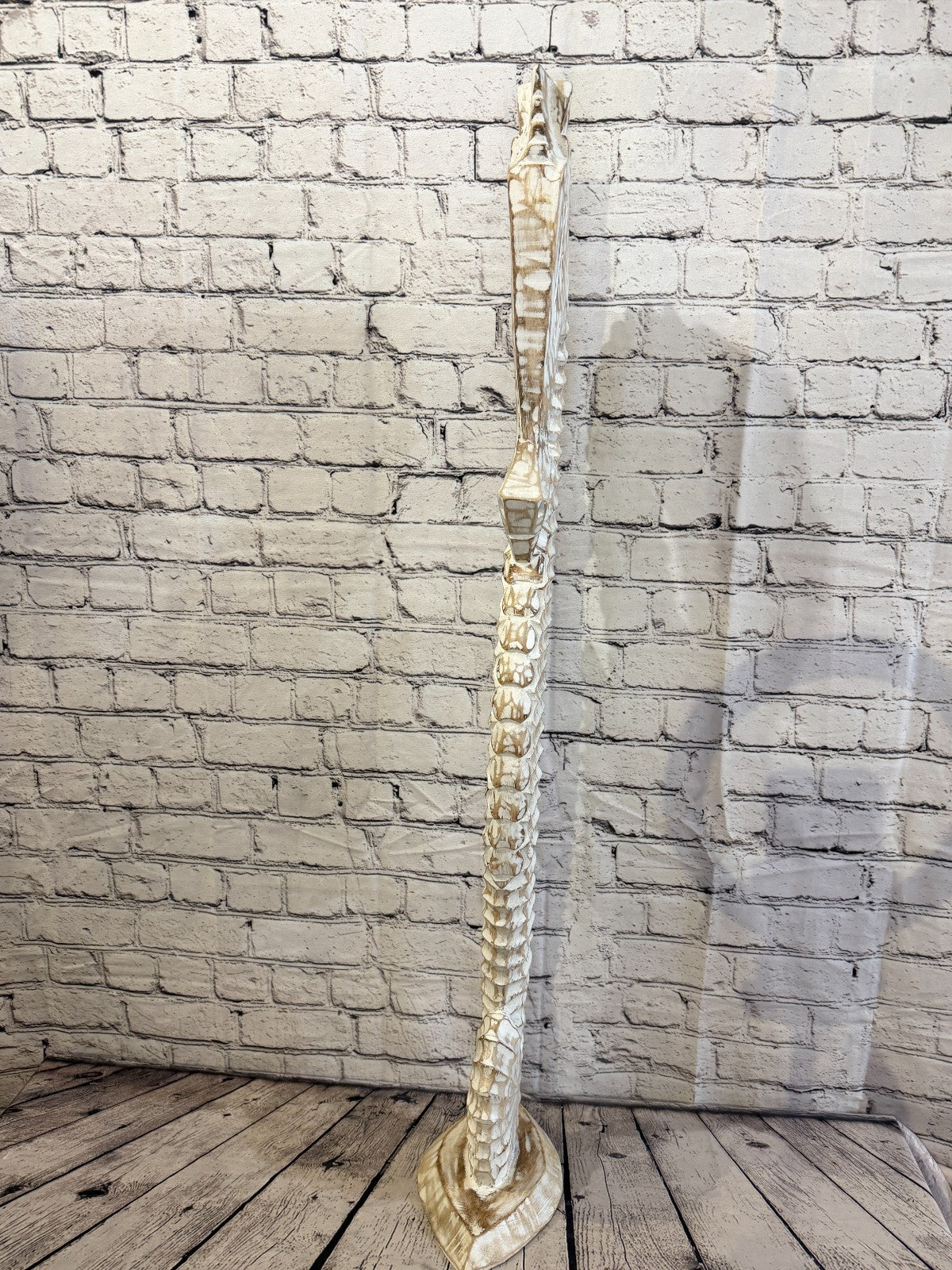 100cm White Wooden Shabby Seahorse Statue Ornament Fair Trade Handcarved1