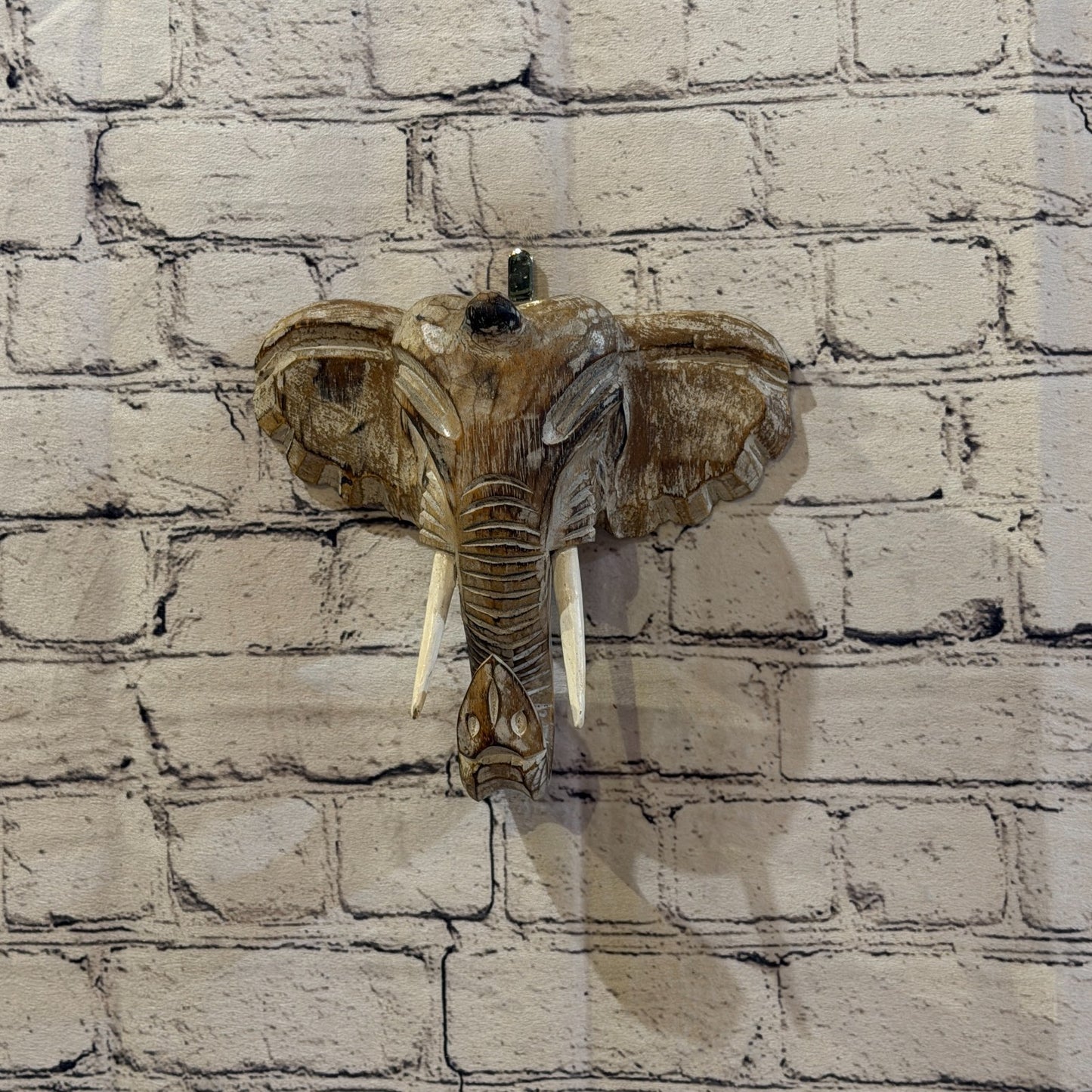 20cm x 20cm Plain Brown Painted Wood Elephant Head Wall Mounted Art Shabby2