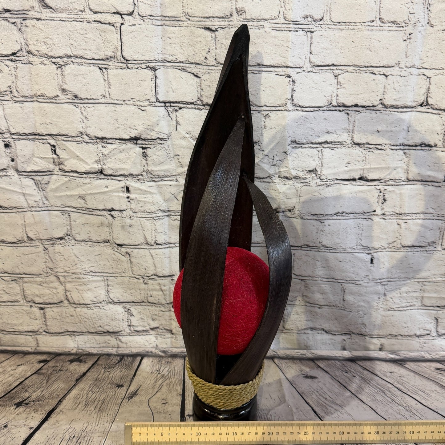 Red Light Brown Natural 55cm Tall Leaf Lamp Twist LED UK Mains Plug Design 36
