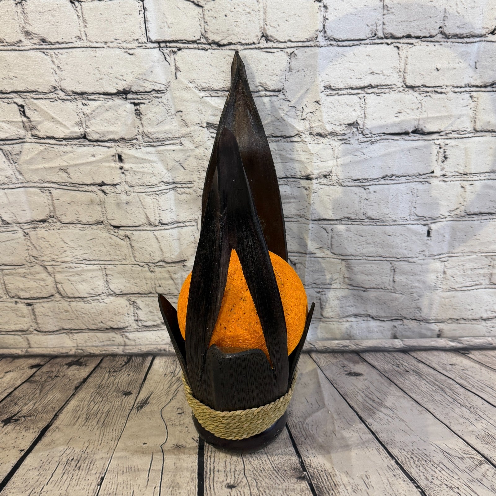 Orange Light Brown Natural 45cm Tall Leaf Lamp Twist LED UK Mains Plug Design 43