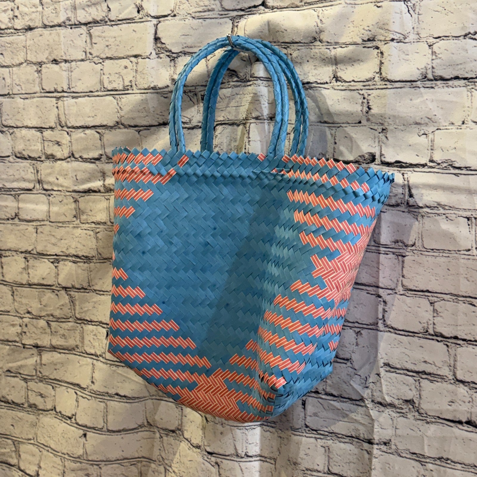 Red Blue 40cm Handwoven Tote Bag Recycled Plastic Eco-Friendly Market Beach1