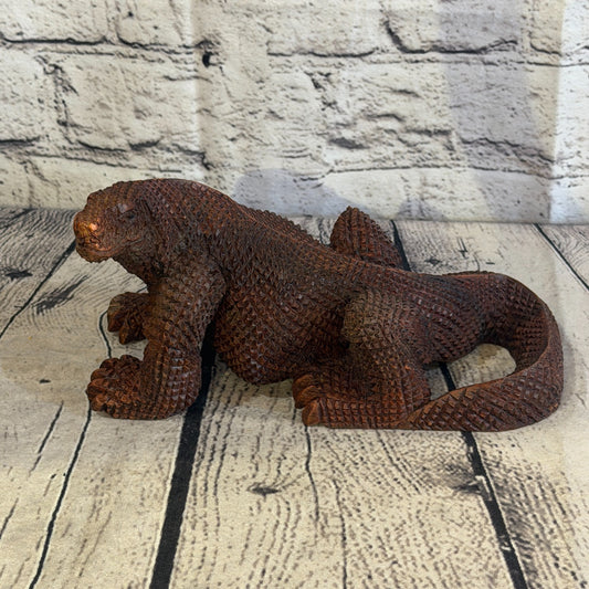 10cm x 20cm Wooden Komodo Dragon Exquisite Detailing Ornament Hand Carved0