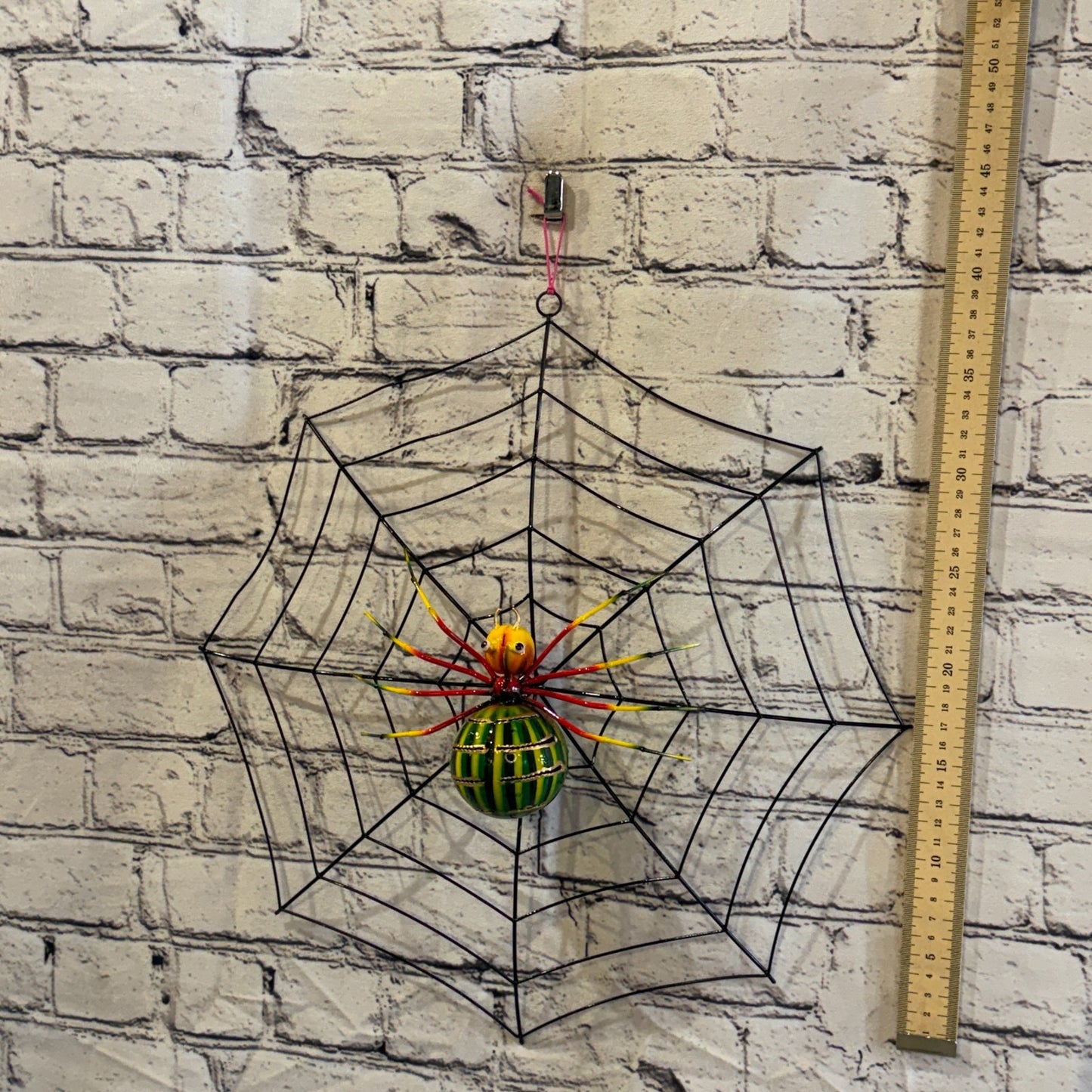 40cm x 40cm Green Spider On Web Bug Metal Tin Wall Hanging Ornament Statue4