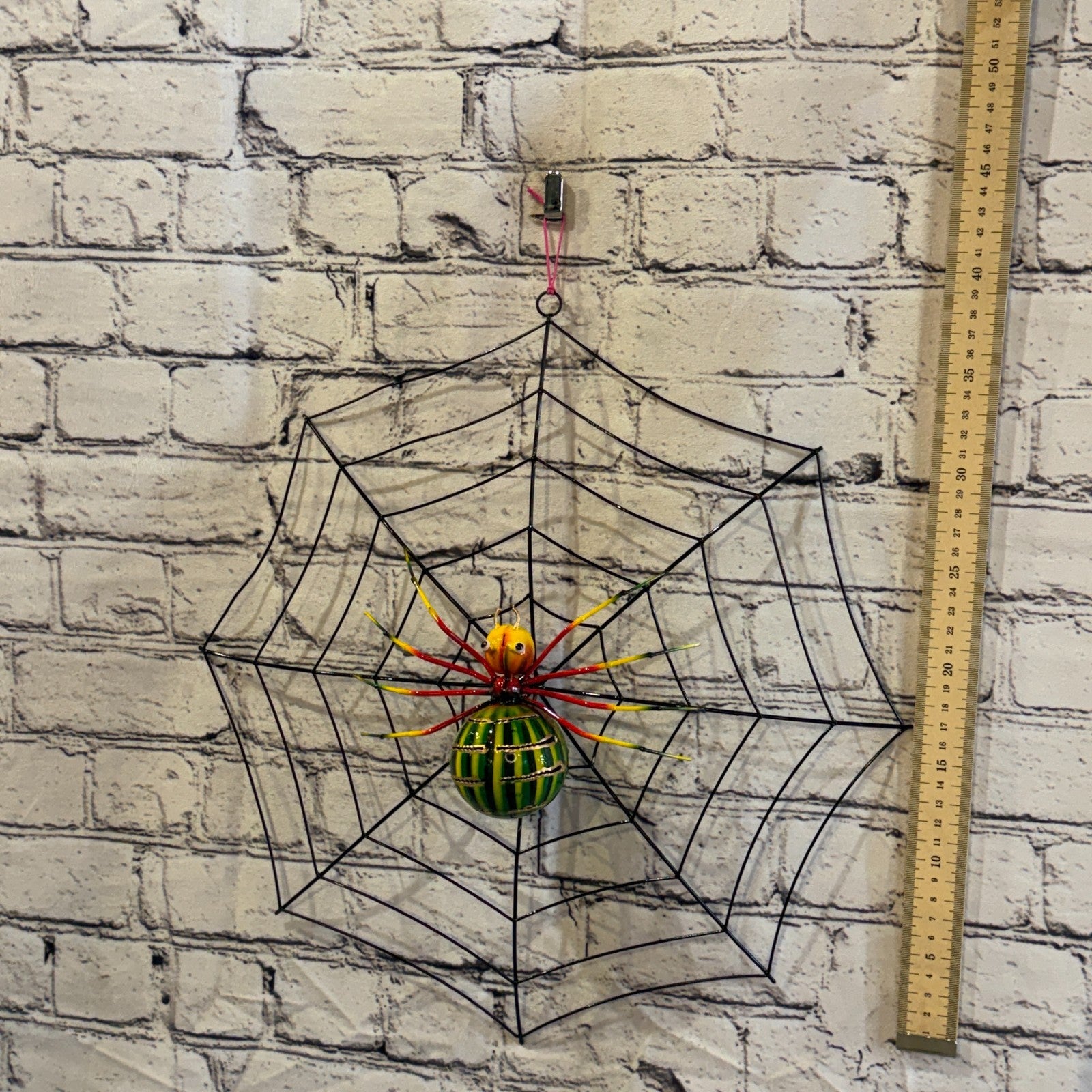 40cm x 40cm Green Spider On Web Bug Metal Tin Wall Hanging Ornament Statue4