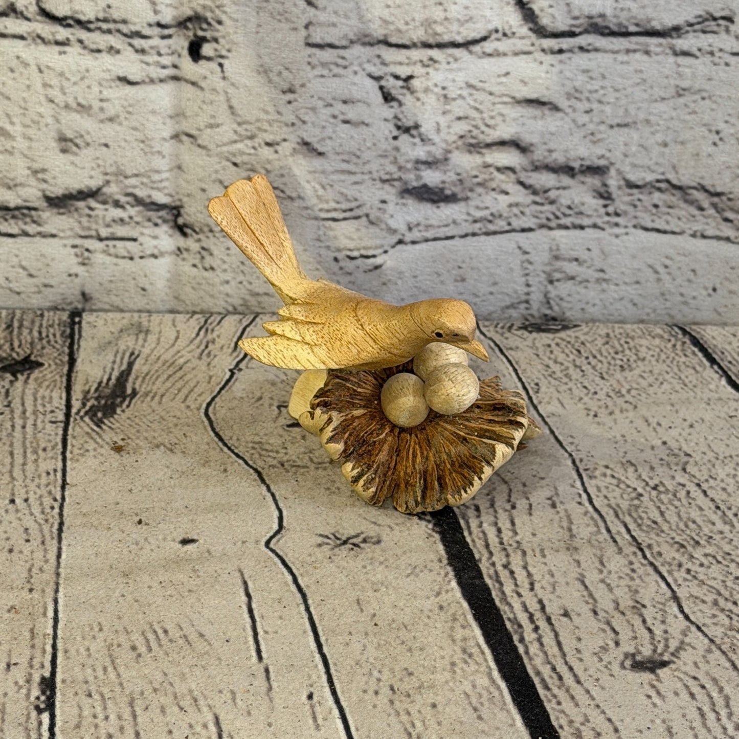 10cm Single Bird Mushroom Parasite Ornament Natural Carving Fair trade Wooden2