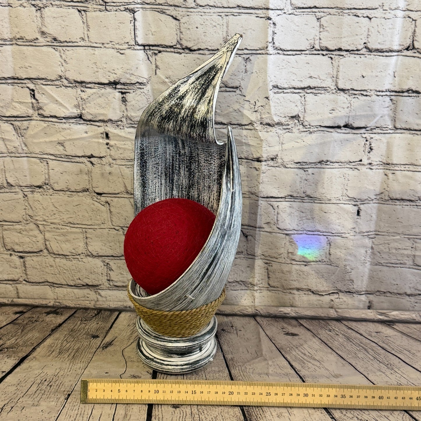 Red Light Silver Natural 45cm Tall Leaf Lamp Twist LED UK Mains Plug Design 126