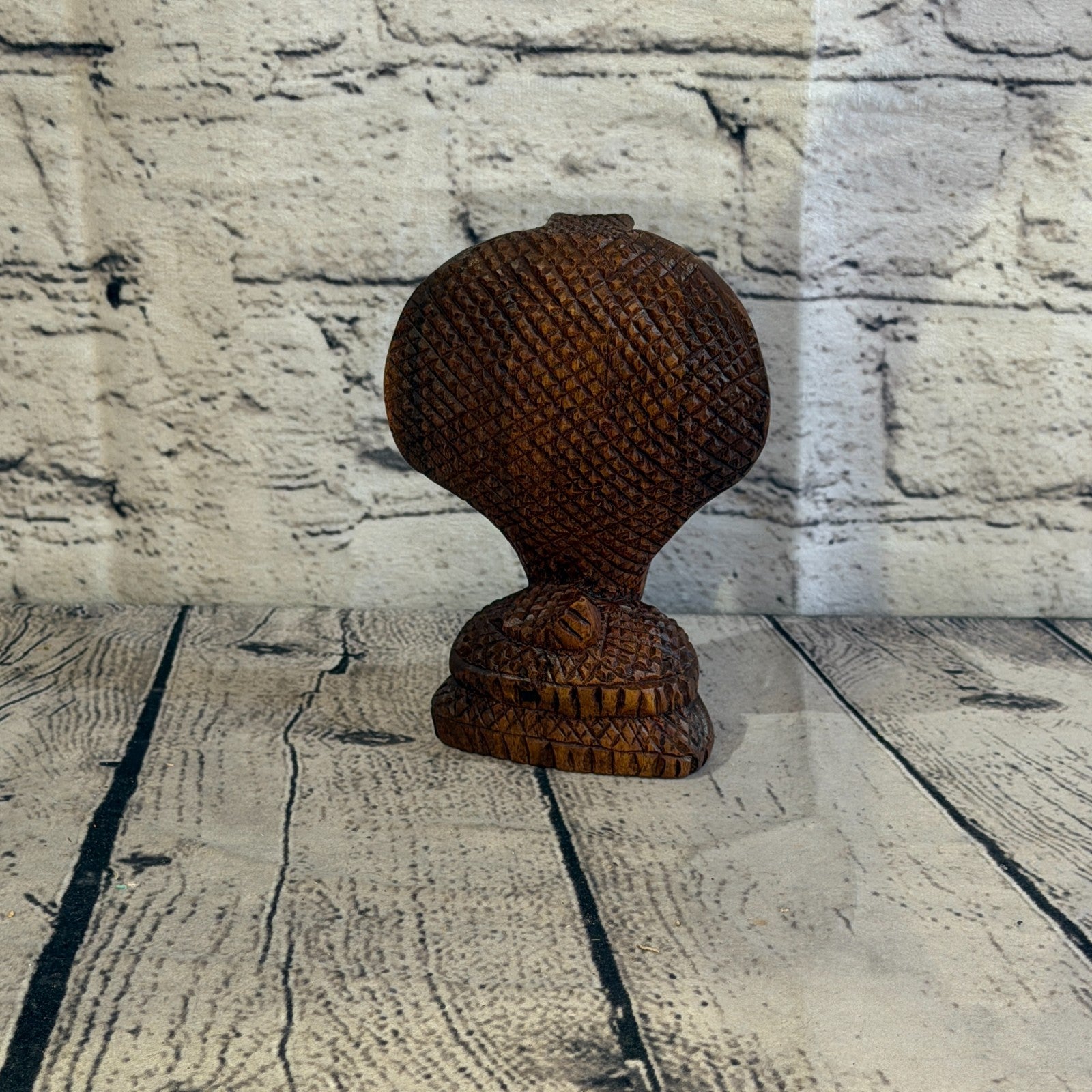 12cm x 8cm Wooden Cobra Exquisite Detailing Snake Ornament Hand Carved4