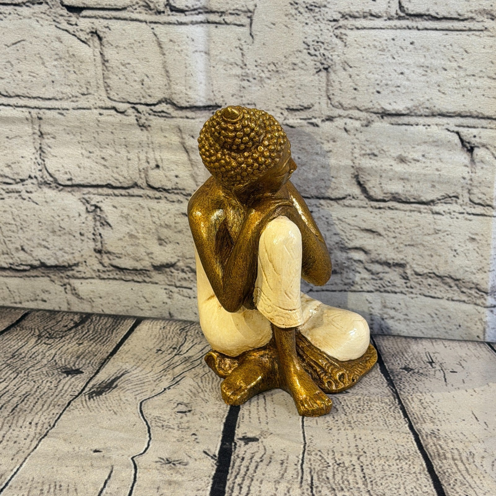 Cream & Bronze 20cm x 10cm Thai Kneeling Buddha Sitting  Statue Resin Hindu2