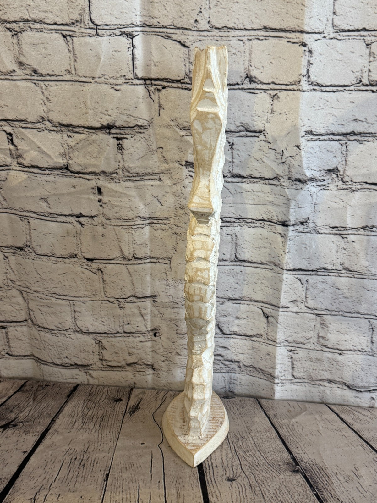 50cm White Wooden Shabby Seahorse Statue Ornament Fair Trade Handcarved1
