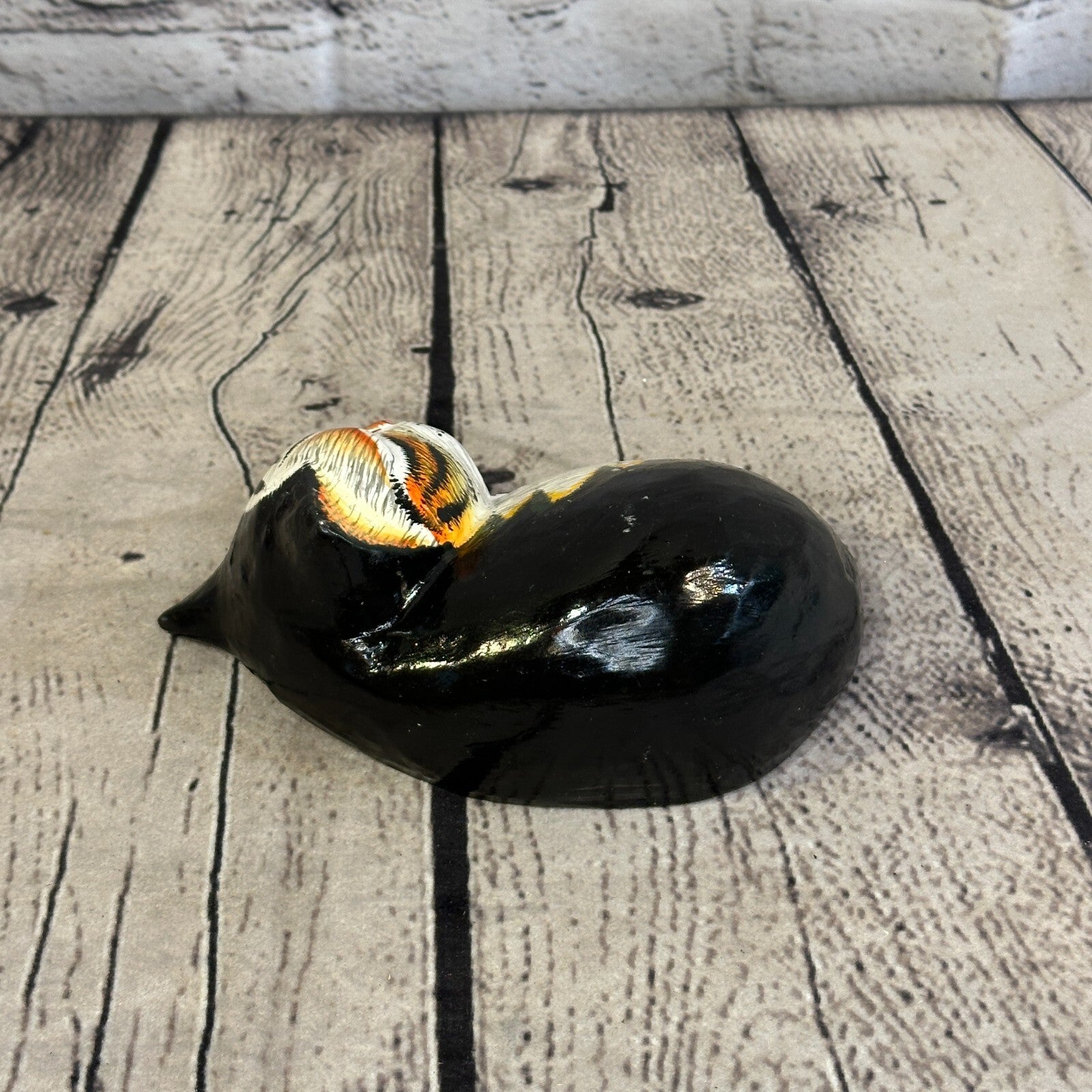 14cm Black Style Painted Wooden Hand Carved Snoozing Cat Sleeping Cat Wooden4