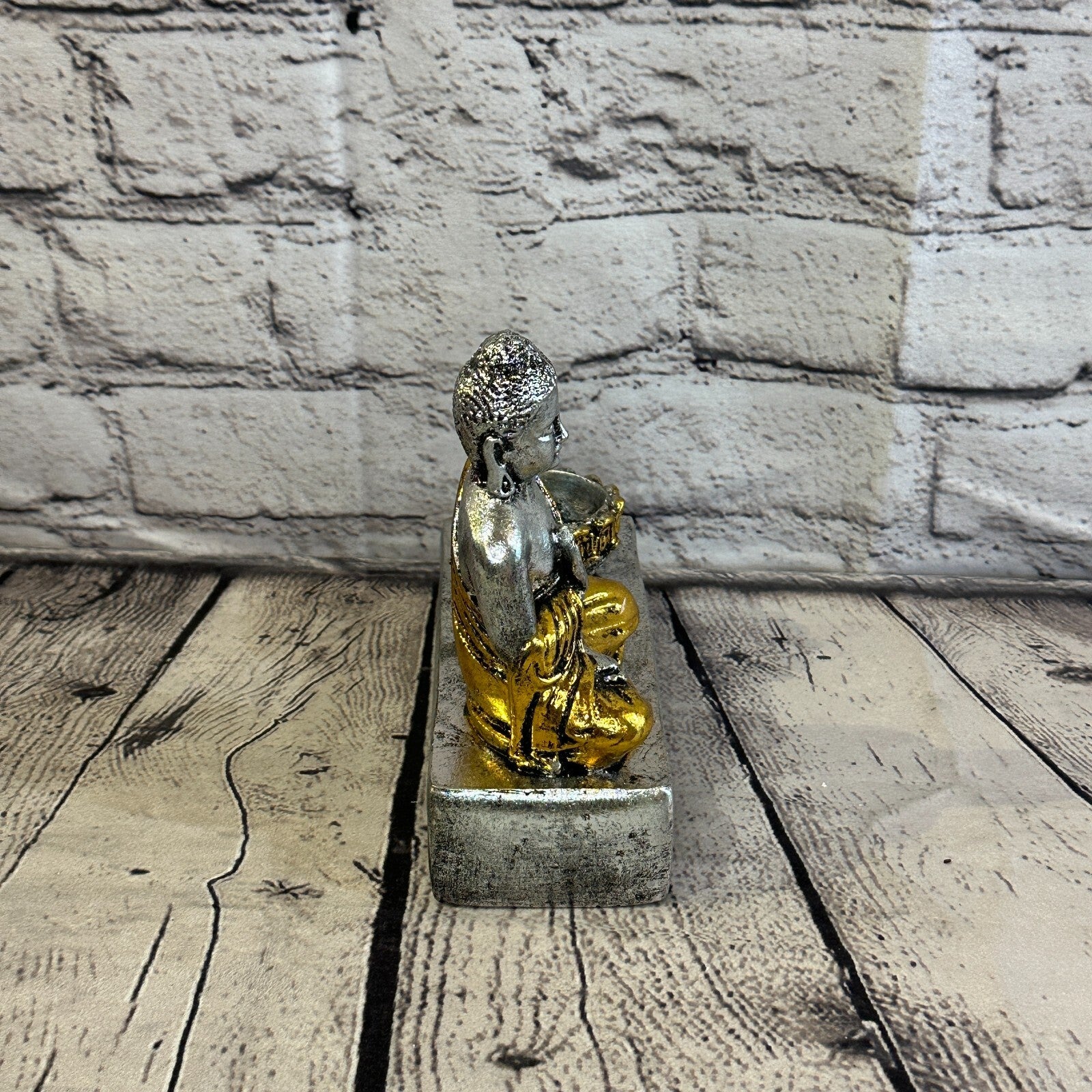 Silver And Gold 15cm x 15cm Thai Buddha Tea Light Holder Statue Resin Hindu3