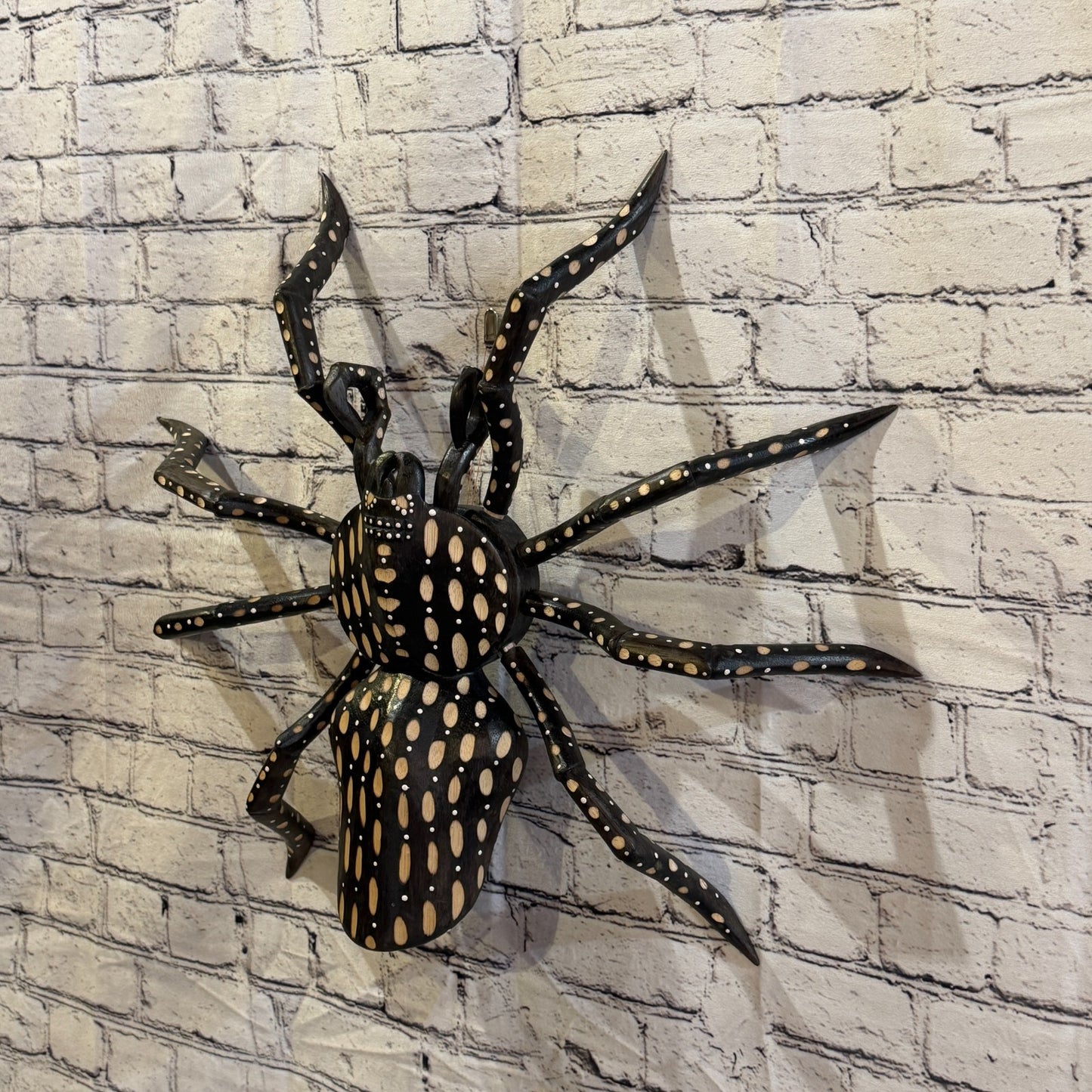 45cm x 35cm Brown Spots Wooden Spider Carving Hand Walking Tarantula Statue1