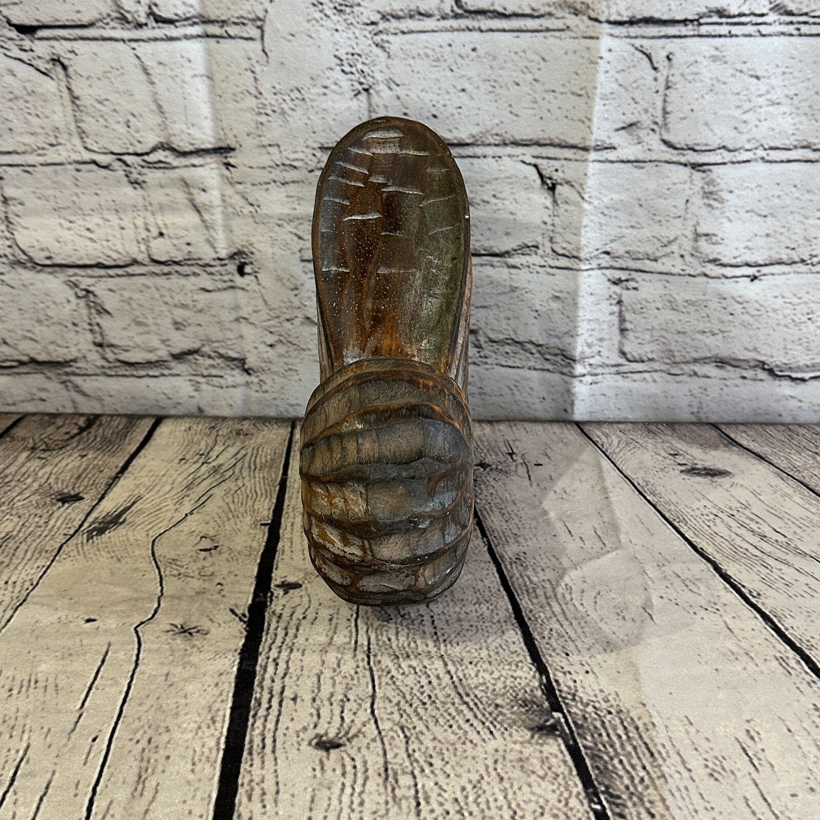 18cm Brown Polish Nautilus Shell Ornament Decor Carved Light Wood Parcel Figure1