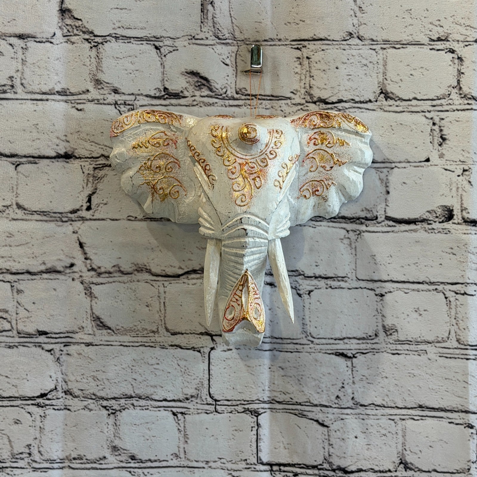 20cm x 20cm White Gold Painted Wood Elephant Head Wall Mounted Art Shabby2