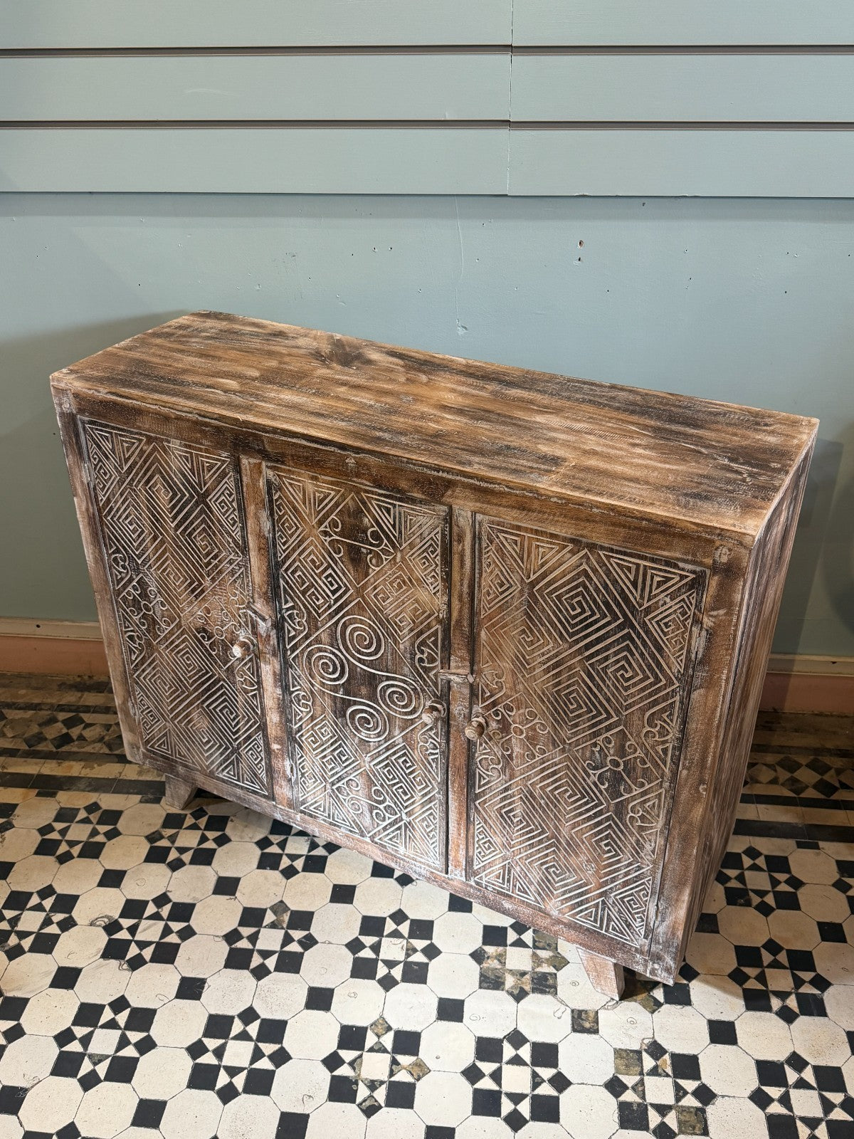 80cm x 100cm Brown 3 Door Table Wooden Side Cabinet Living Storage Furniture0