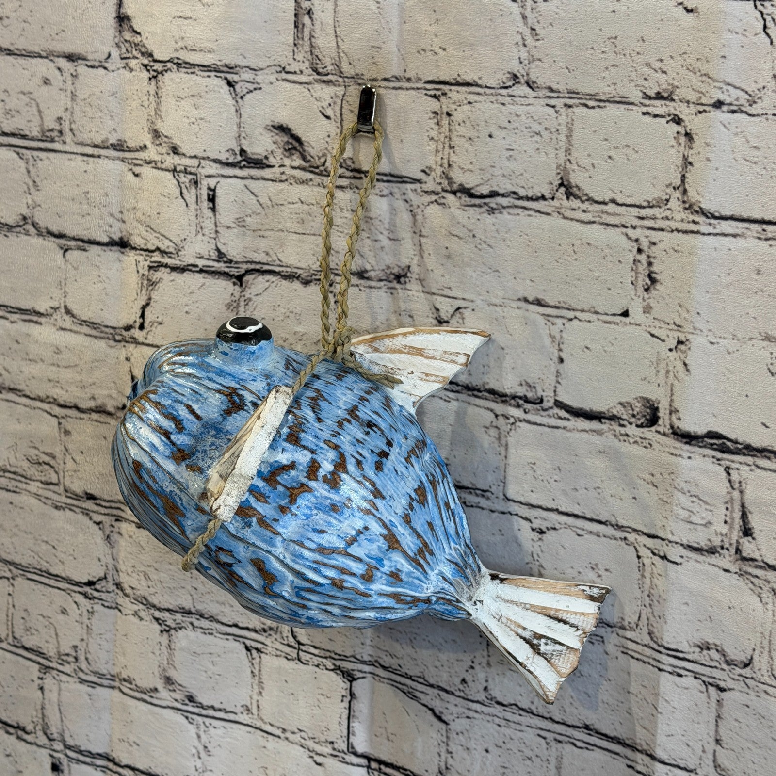 Blue White Fins Folk Art Painted Puffer Fish Coconut Shell Ornaments Hanging9