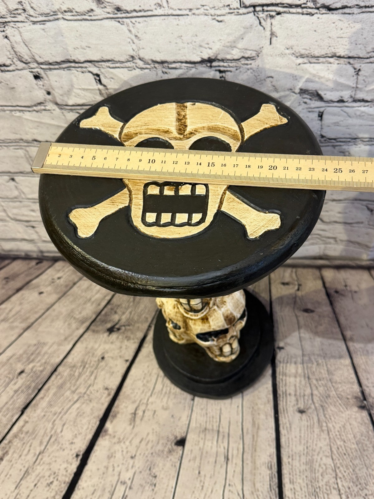 40cm x 25cm Skull Tower Round Wooden Coffee Table Bar Restaurant Garden Pub7