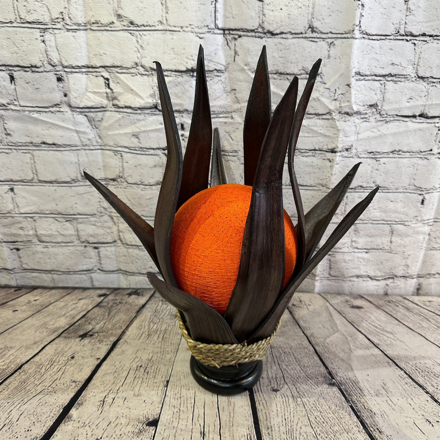 Orange Brown Leaf Natural 45cm Tall Leaf Lamp Twist LED UK Mains Plug Design 60