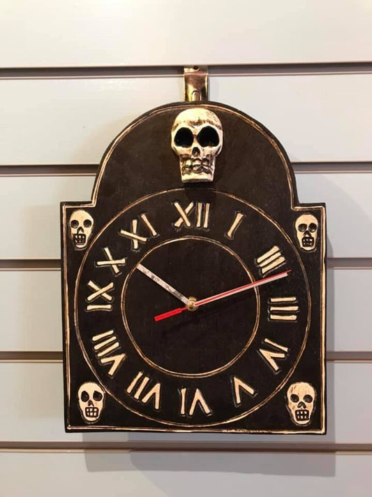 Skull & Crossbones Clock Pirate Sign Door Battery 35cm x 25cm Handmade0