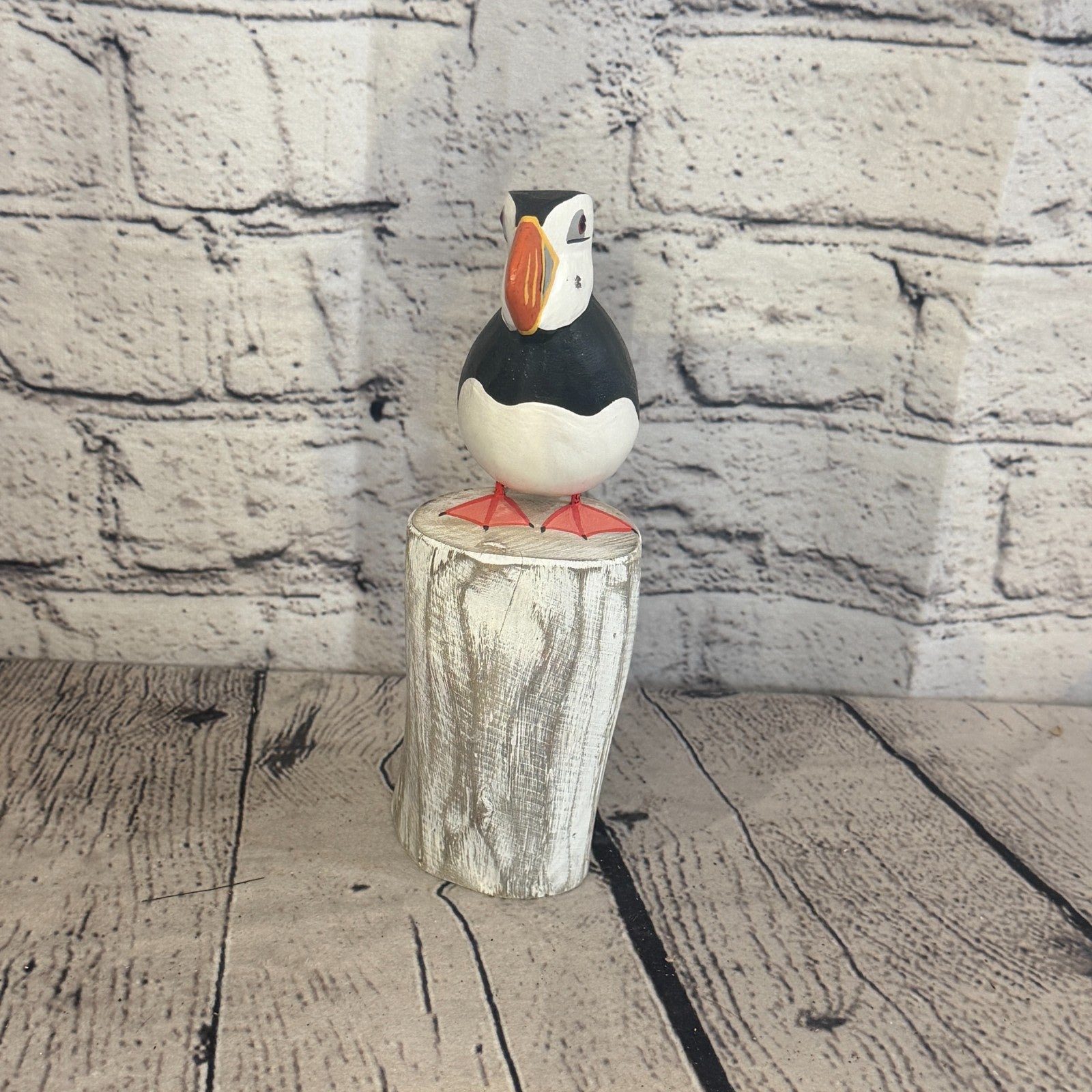 20cm Puffin Wooden Bird Ornament Seaside Coastal Nautical Handcrafted Decor1