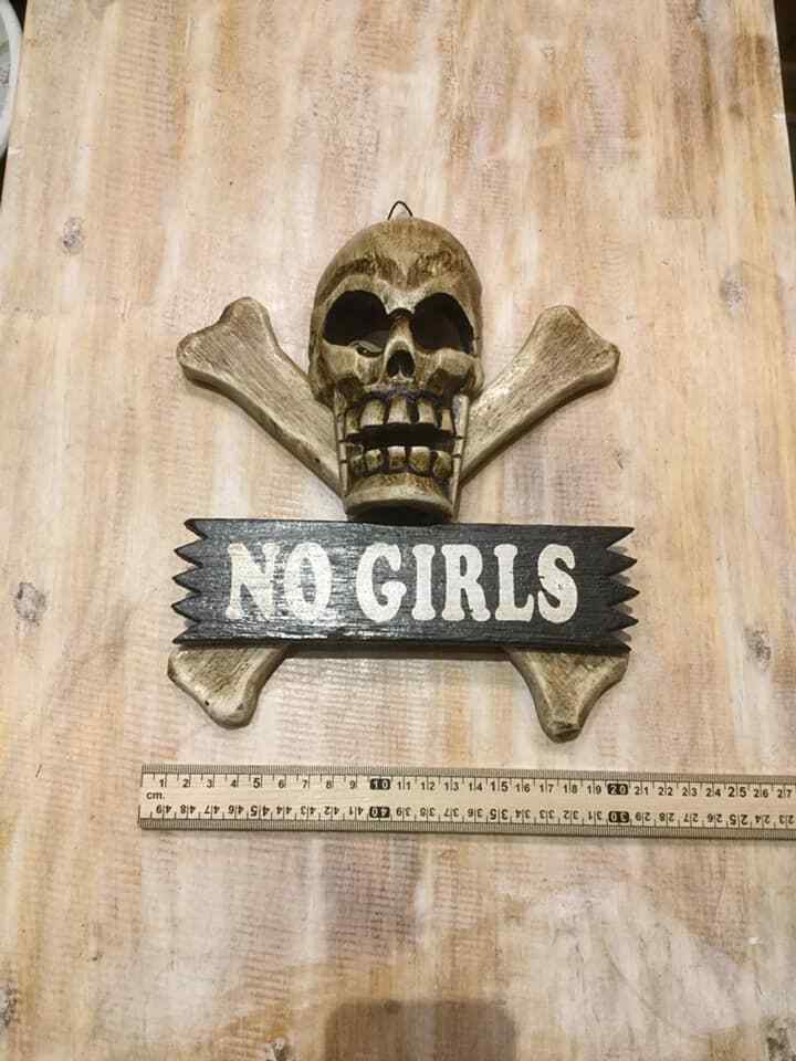Skull & Crossbones No Girls Pirate Sign Door Plaque 20cm x20cm Handmade Wood2