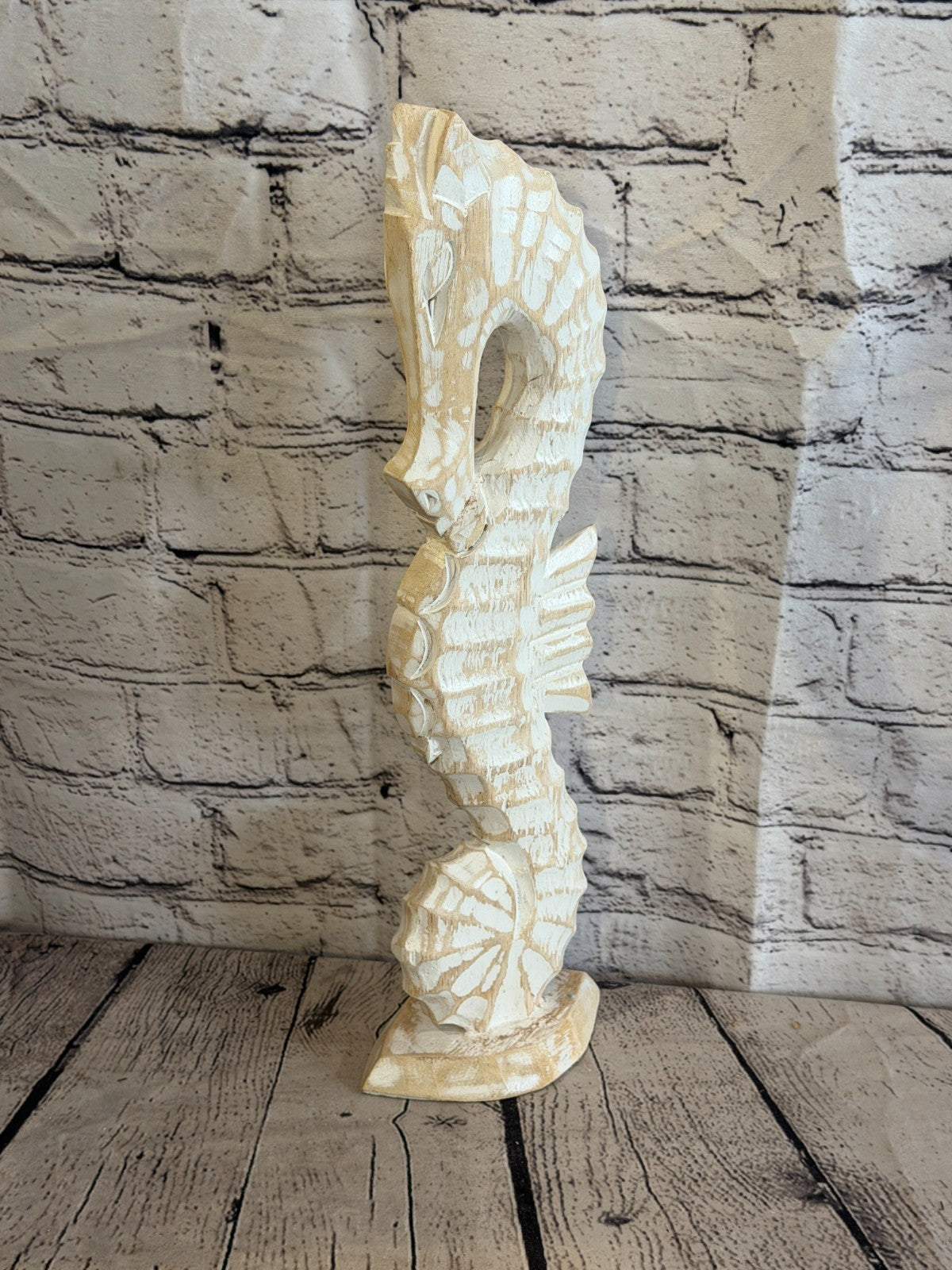 40cm White Wooden Shabby Seahorse Statue Ornament Fair Trade Handcarved0