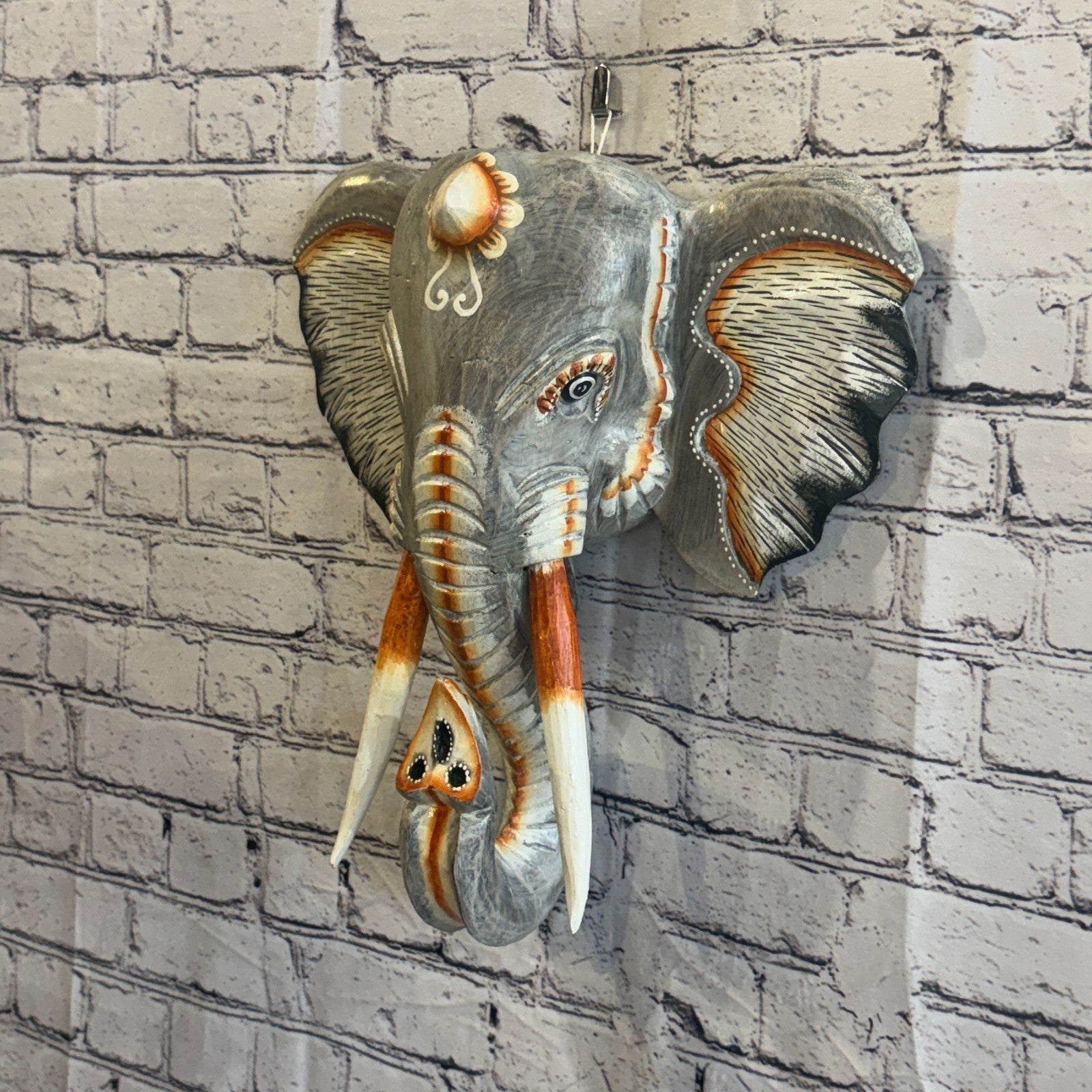 40cm x 35cm Grey Light Painted Wood Elephant Head Wall Mounted Art Shabby1