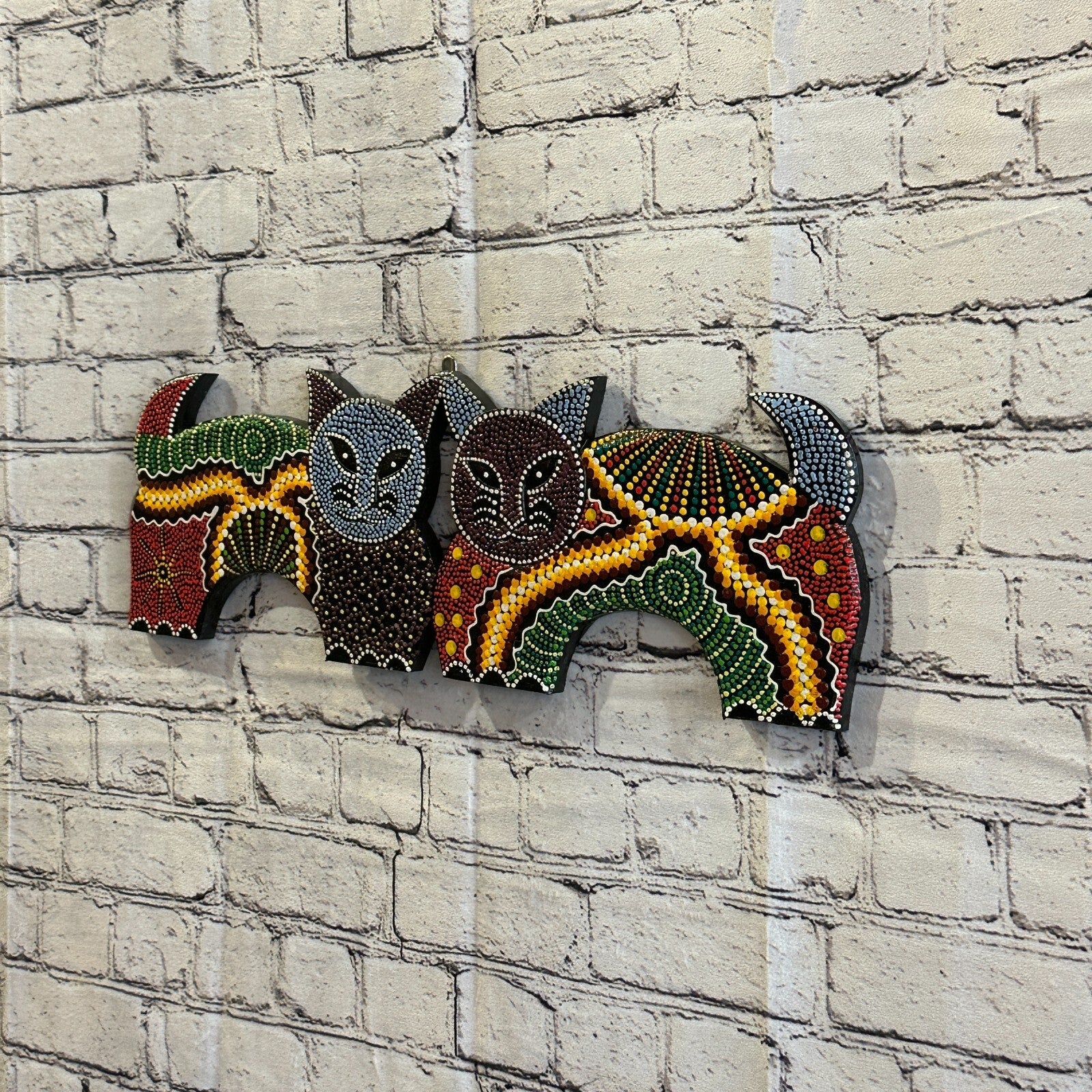 50cm 2 Cats Carved Wooden Dot Painted Ethnic Tribal Tiki Wall Art Handmade No 22