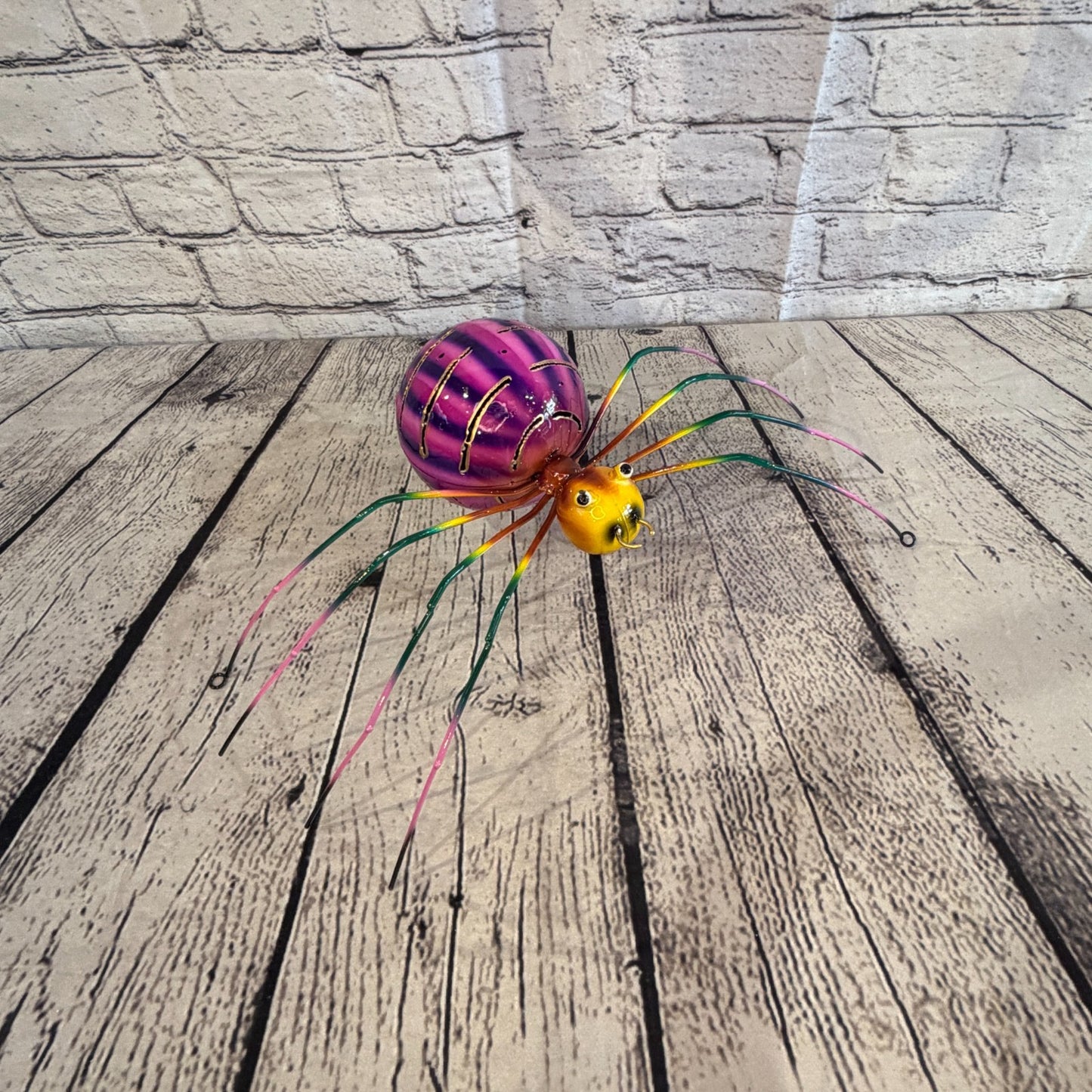 35cm x 20cm Small Colourful Purple Spider Metal Tin Standing Ornament Statue2