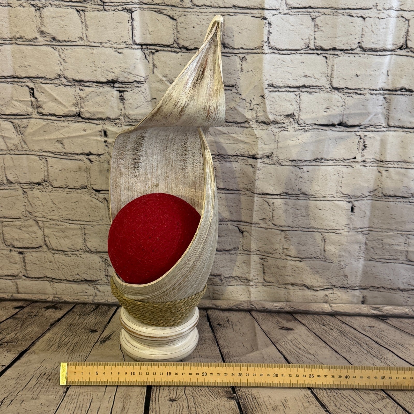 Red Light White Natural 45cm Tall Leaf Lamp Twist LED UK Mains Plug Design 126
