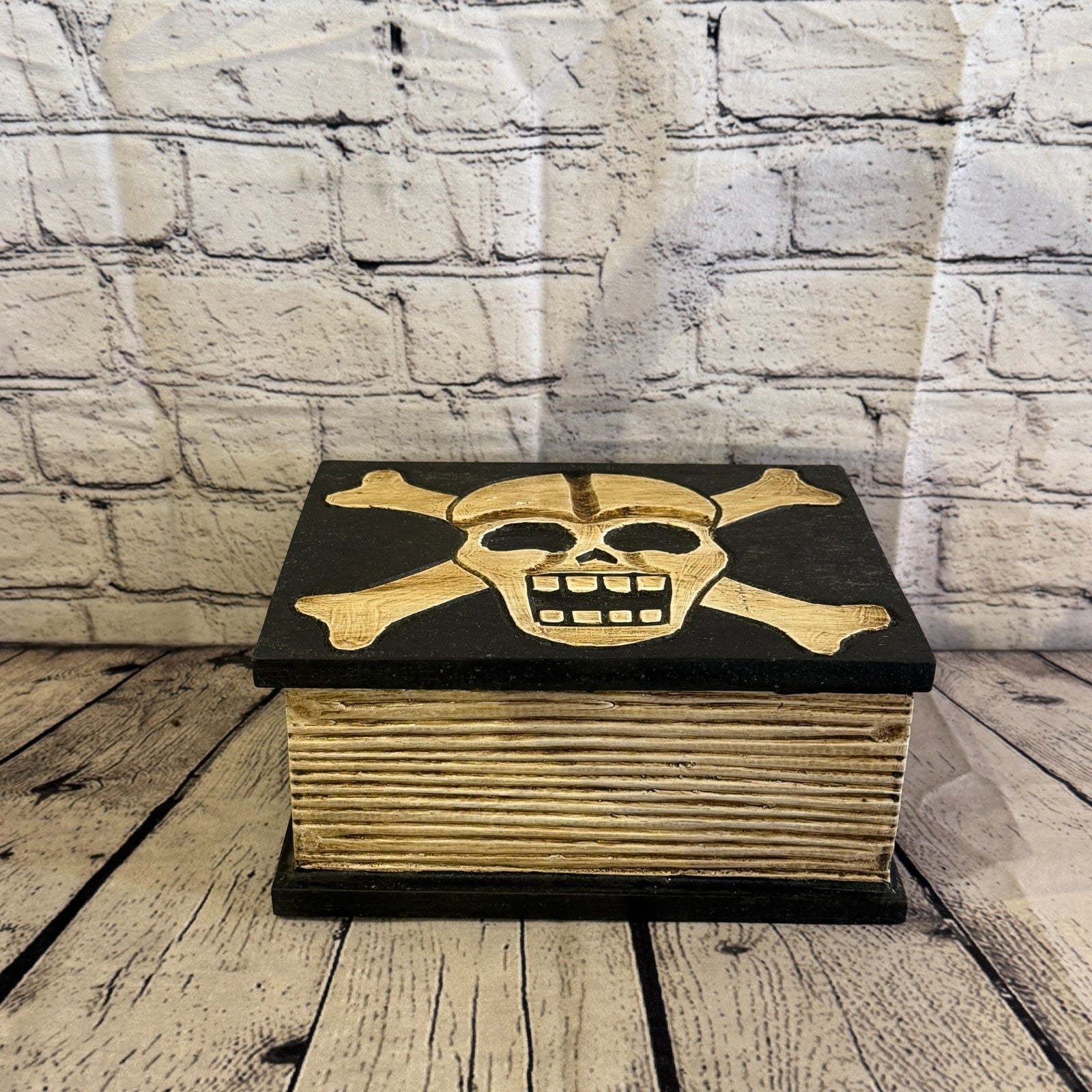 22cm x 18cm x 10cm Book Wood Gothic Skeleton Skull Coffin Jewellery Trinket Box5