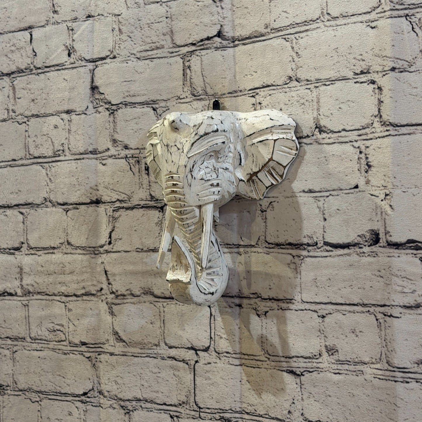 20cm x 20cm Plain White Painted Wood Elephant Head Wall Mounted Art Shabby1