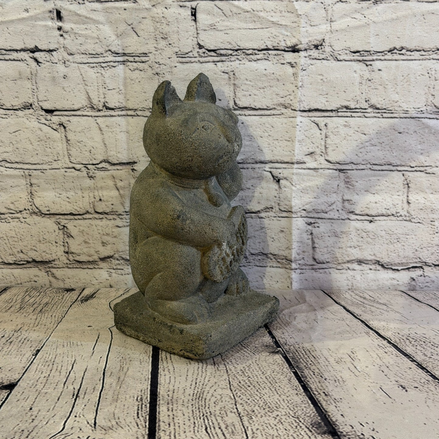Maneki-Neko Lucky Cat Stone Garden 25cm x 15cm Ornament Indoor Statue Hindu2