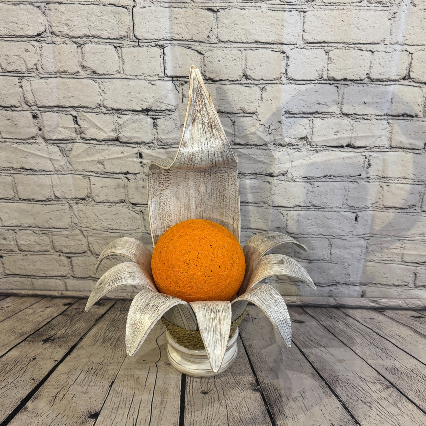 Orange Light White Natural 50cm Tall Leaf Lamp Twist LED UK Mains Plug Design 71