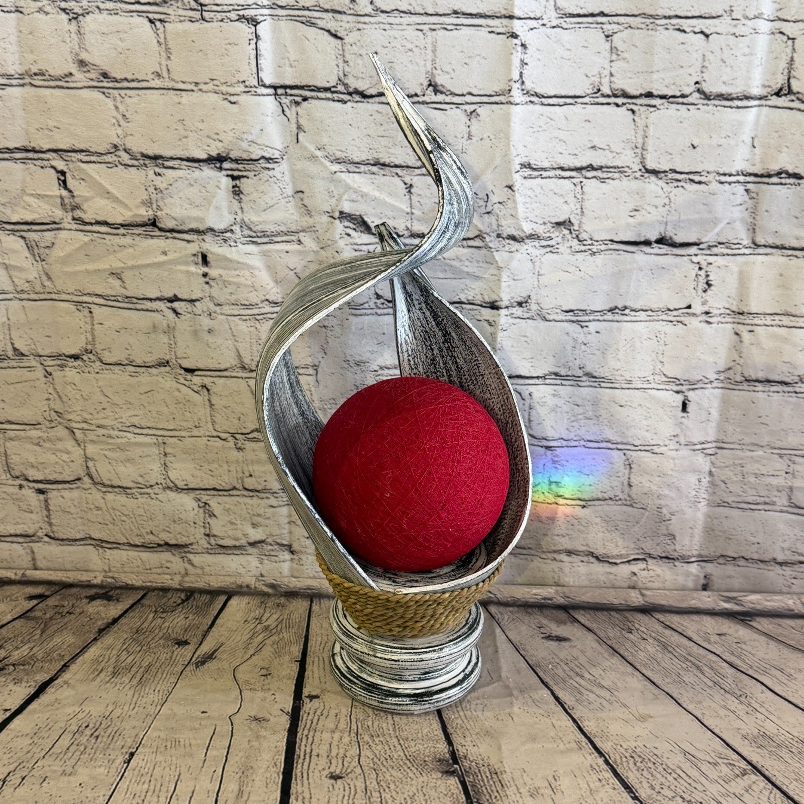 Red Light Silver Natural 45cm Tall Leaf Lamp Twist LED UK Mains Plug Design 121