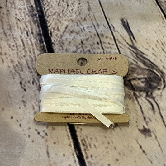 Single Faced White Satin Pattern 1/4 Inch Wide Ribbon 10 Meters