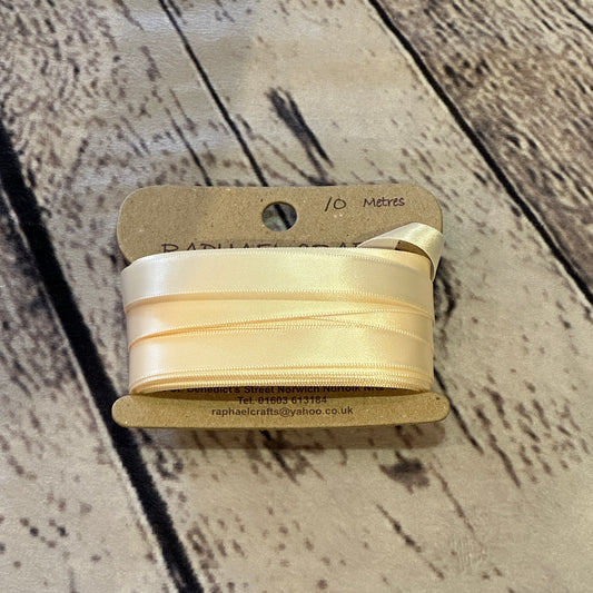 Single Faced Cream Satin Pattern 1/2 Inch Wide Ribbon 10 Meters