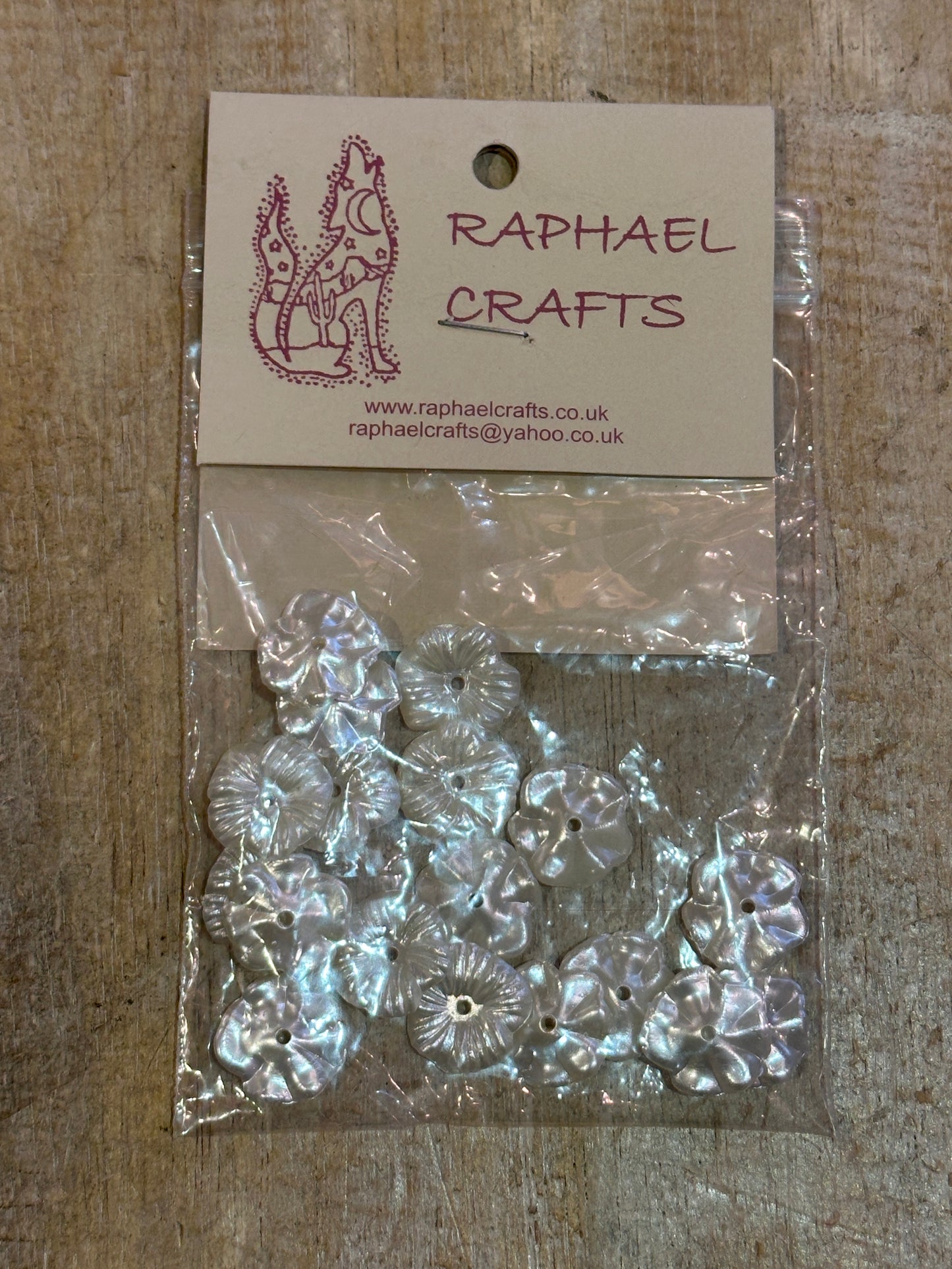 Lucite Beads White Pearly Small Pansy Flower Shaped Pack Of 20