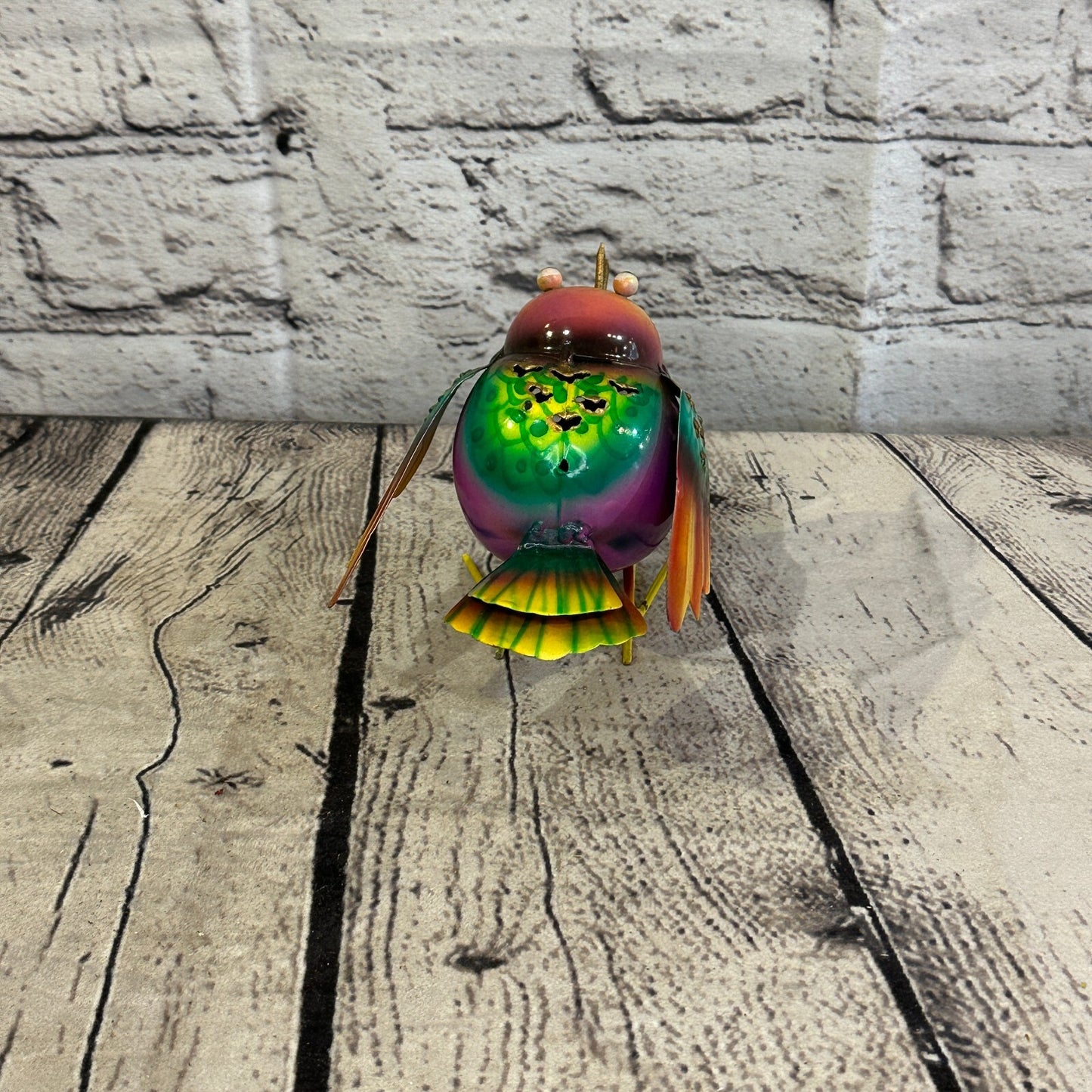 10cm x 10cm Bright Orange Bird Metal Tin Wall Hanging Ornament Painted Statue
